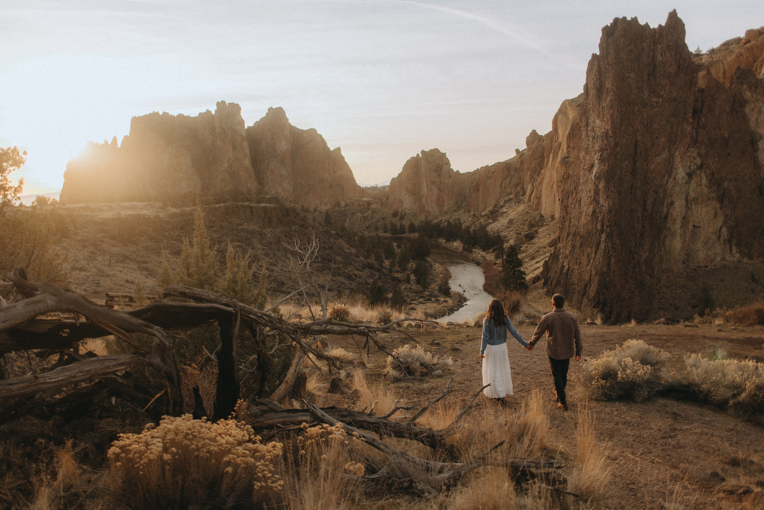 Shelby & Riley Engagement Session | Smith Rock State Park, Oregon. Portland & Seattle Wedding, Elopement & Engagement Photographer | Georgy Shishkin