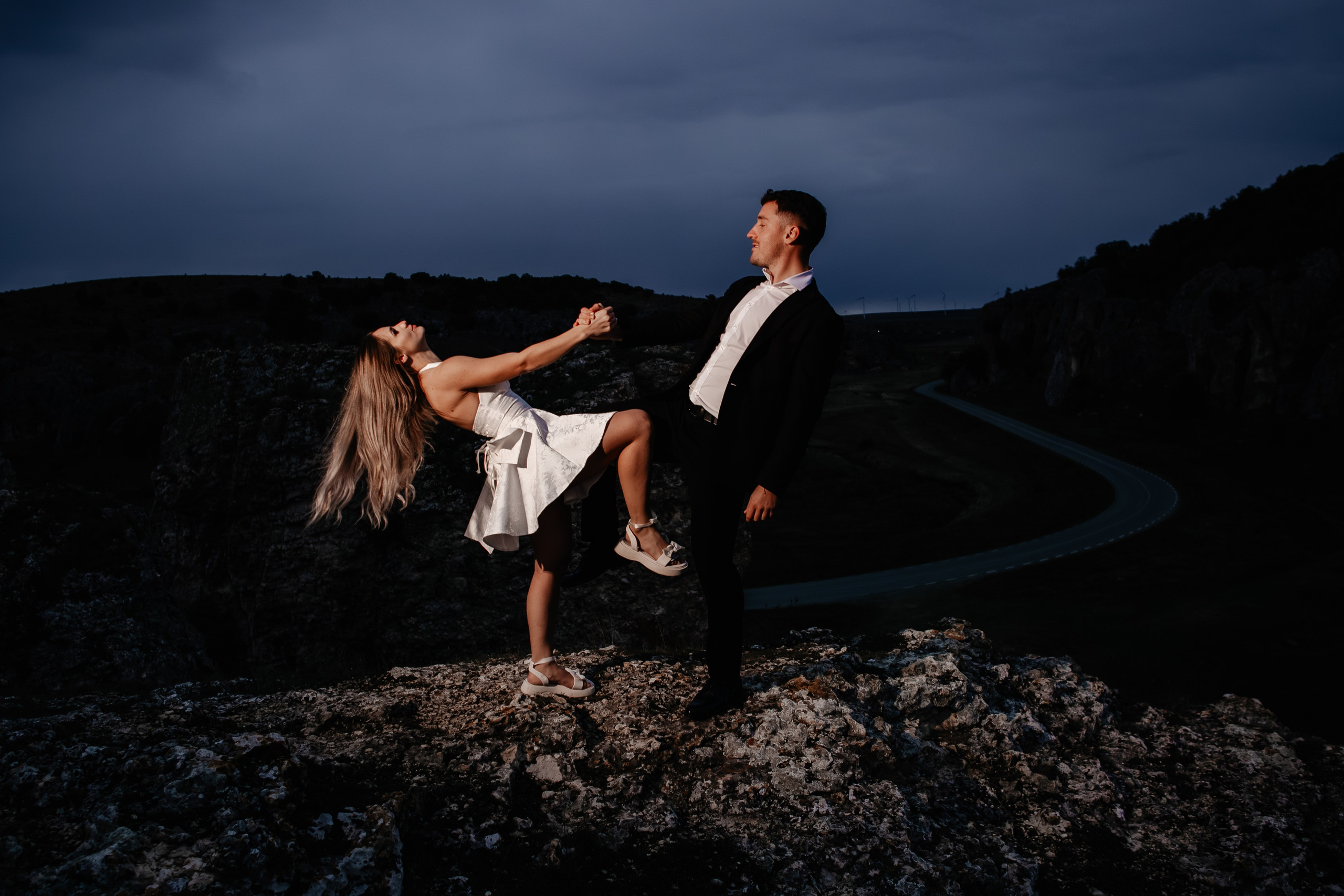 ANDREEA & RAZVAN - SAVE THE DATE. Fotograf Nuntă | Lucian Murgeanu - Fotograf Profesionist Evenimente