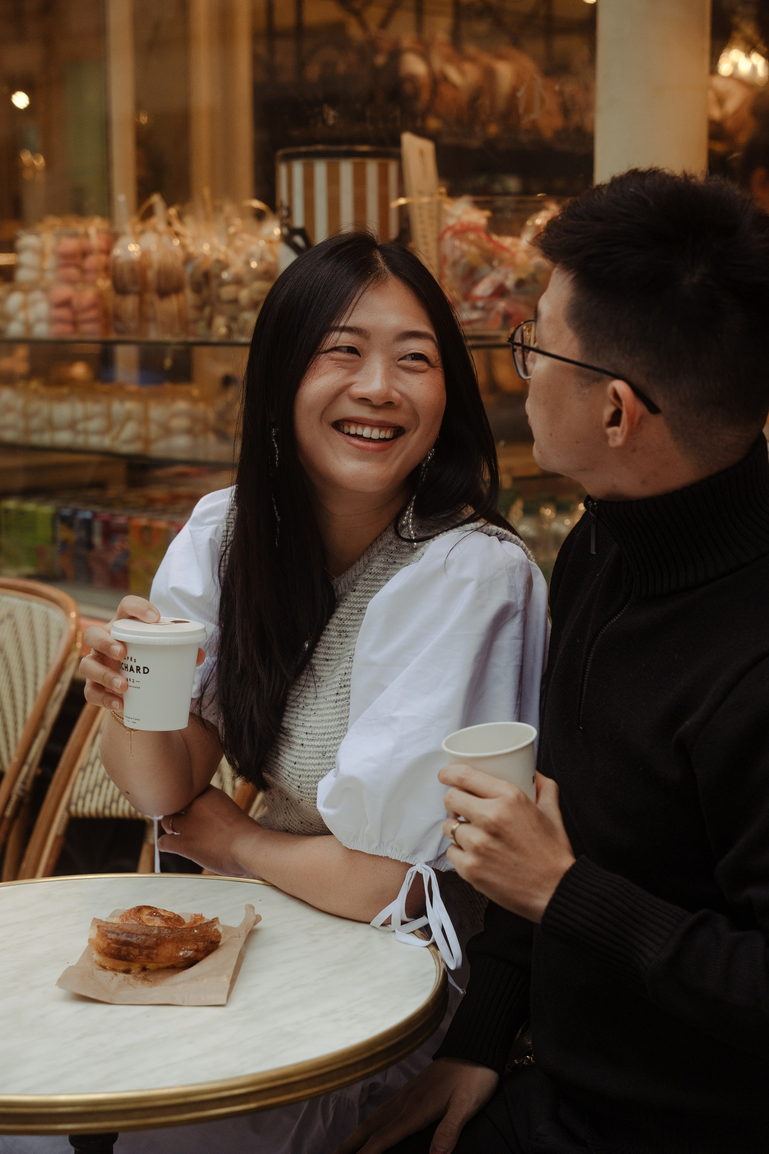 Grace & Lee — morning stroll in Marais. Paris photographer — Polina Osipova