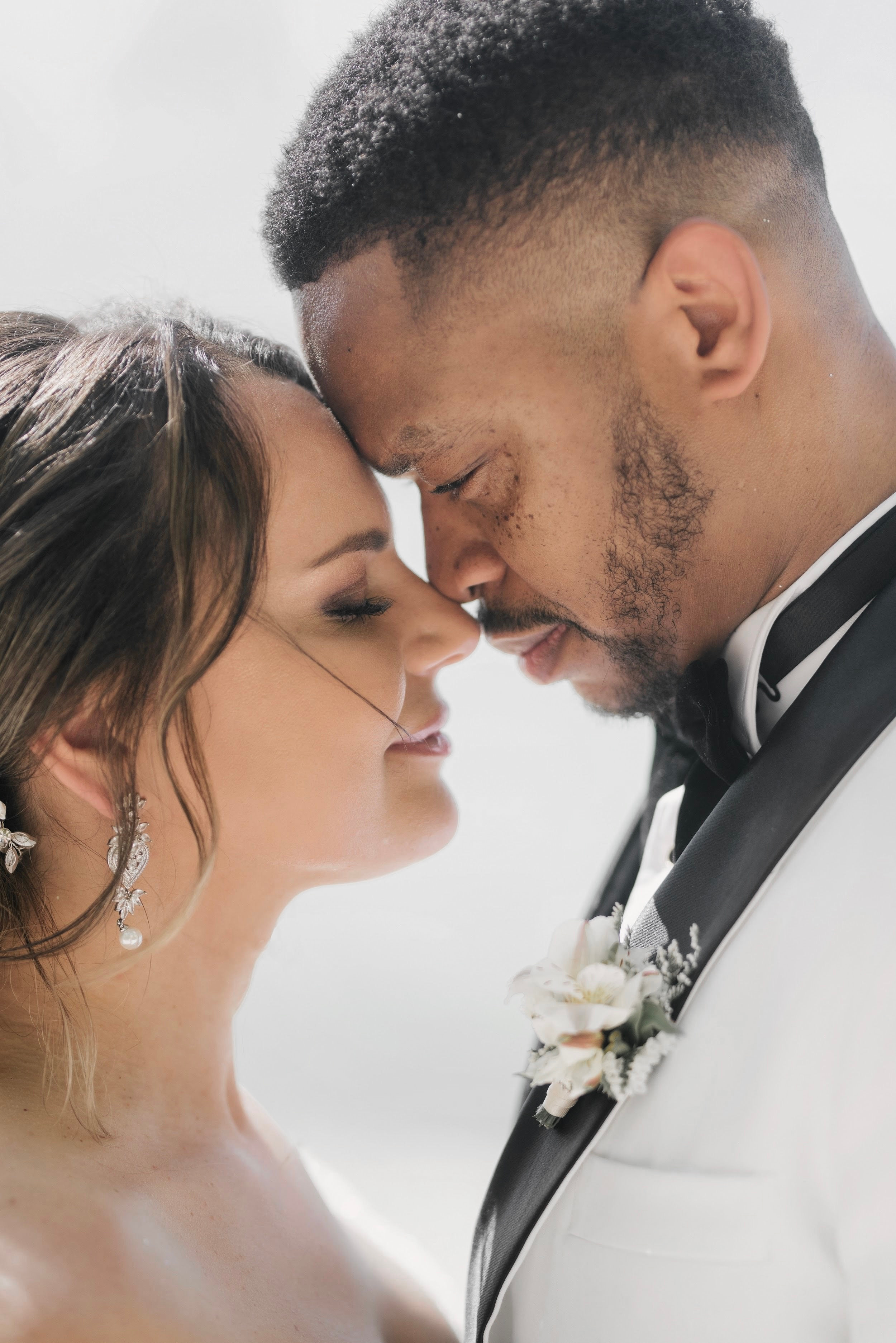 Professional wedding services and luxury expirience photography by EVGENIAPHOTO in Tampa, FL 