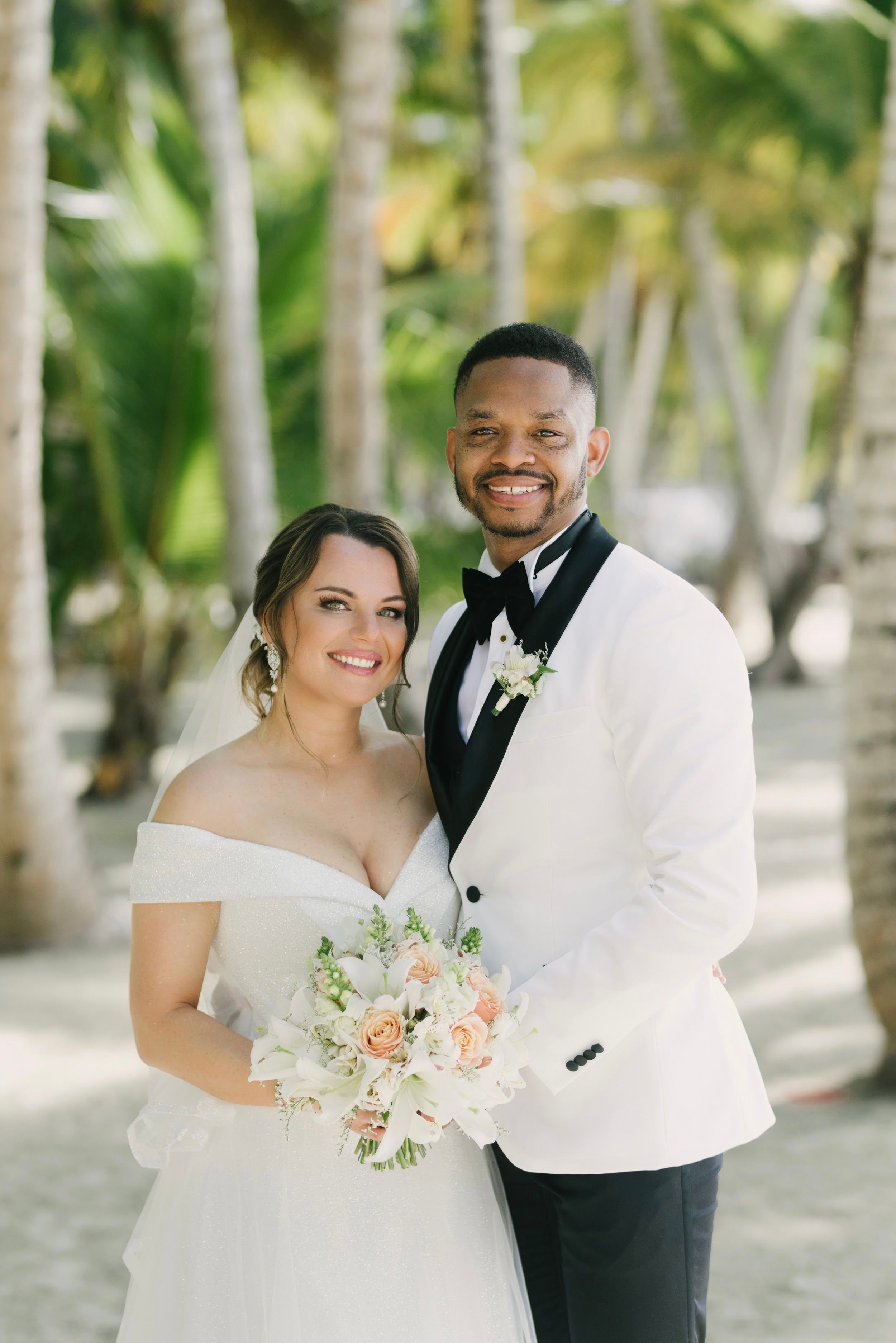 Professional wedding services and luxury expirience photography by EVGENIAPHOTO in Tampa, FL 