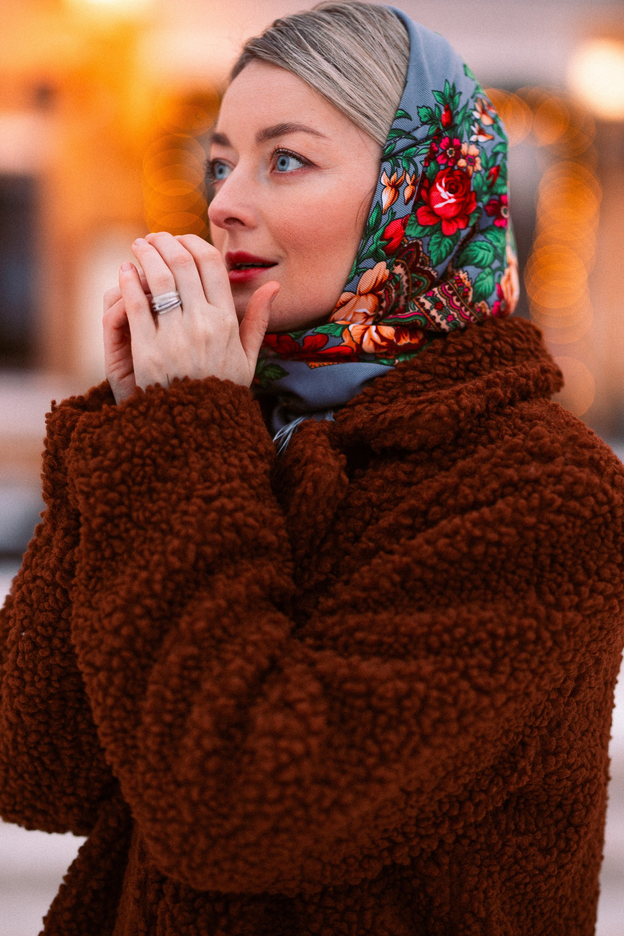 Uuden Vuoden lahja. Valokuvaaja Lahti, Helsinki Elena Salonen