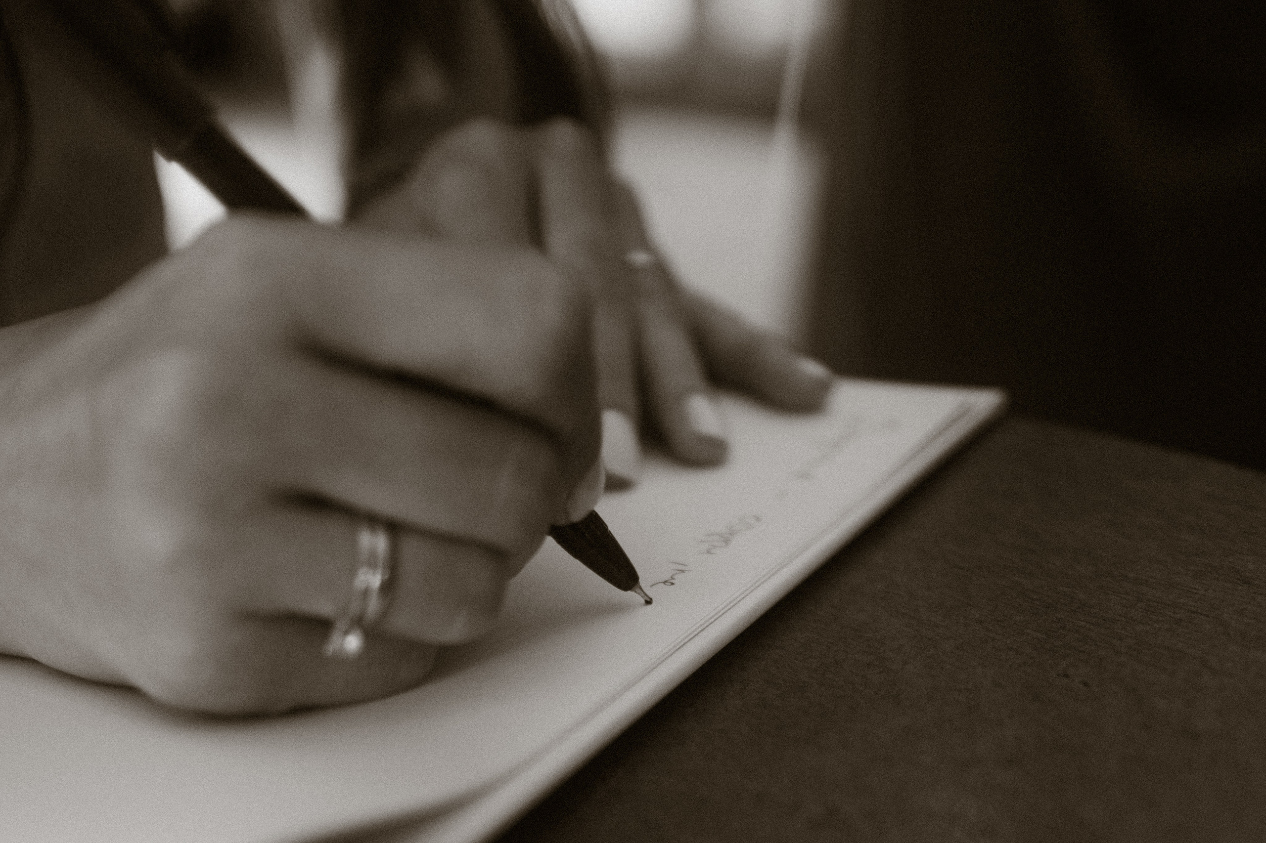 Mari & Tom. Paola wedding photographer / videographer in Barcelona