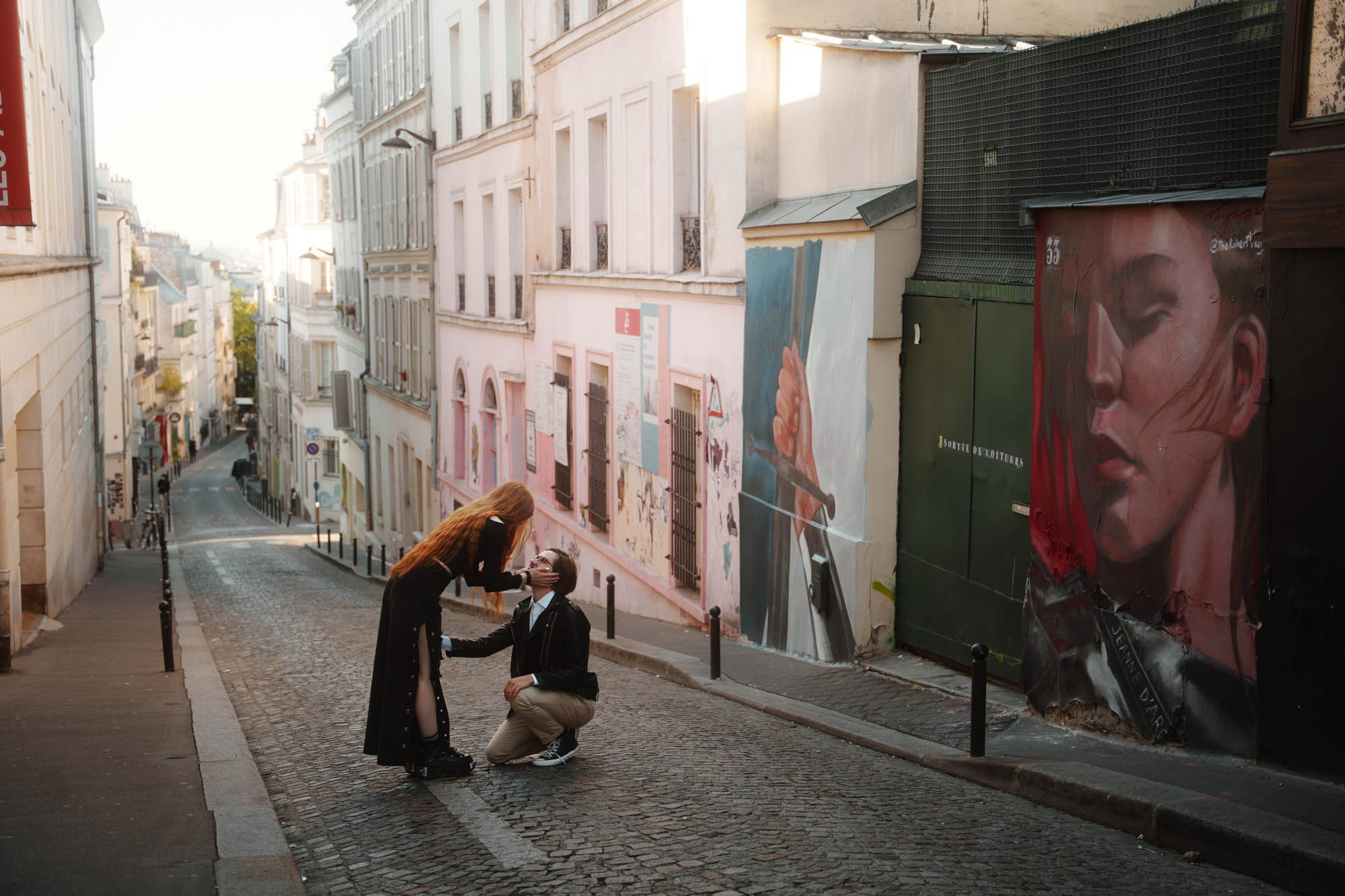 Montmartre Couple Photoshoot in Paris. Paris photographer — Polina Osipova