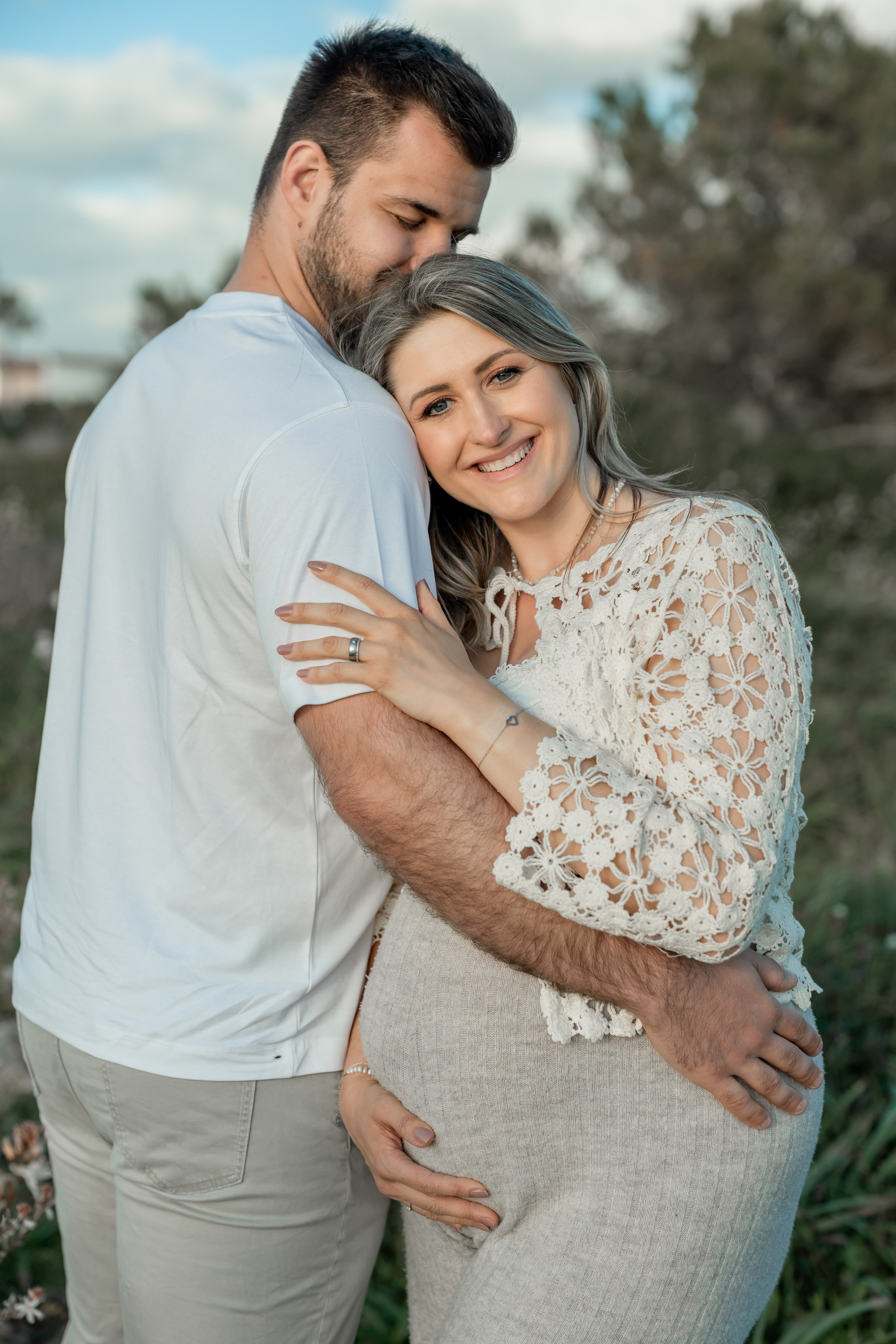 Schwangerschaftsshooting am Meer. Deine Fotografin auf Mallorca für Familien und Business
