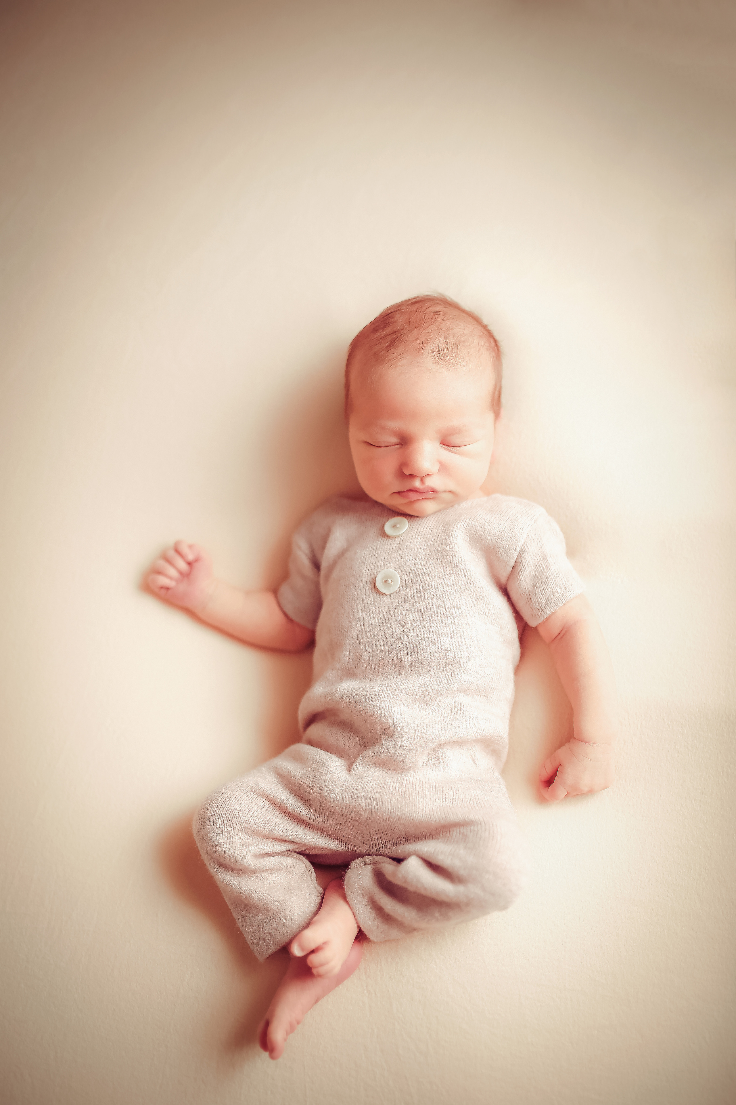 Neugeborene. Neugeborenen, Kinder, Familie Fotografin Oberhausen NRW Marina Lykov