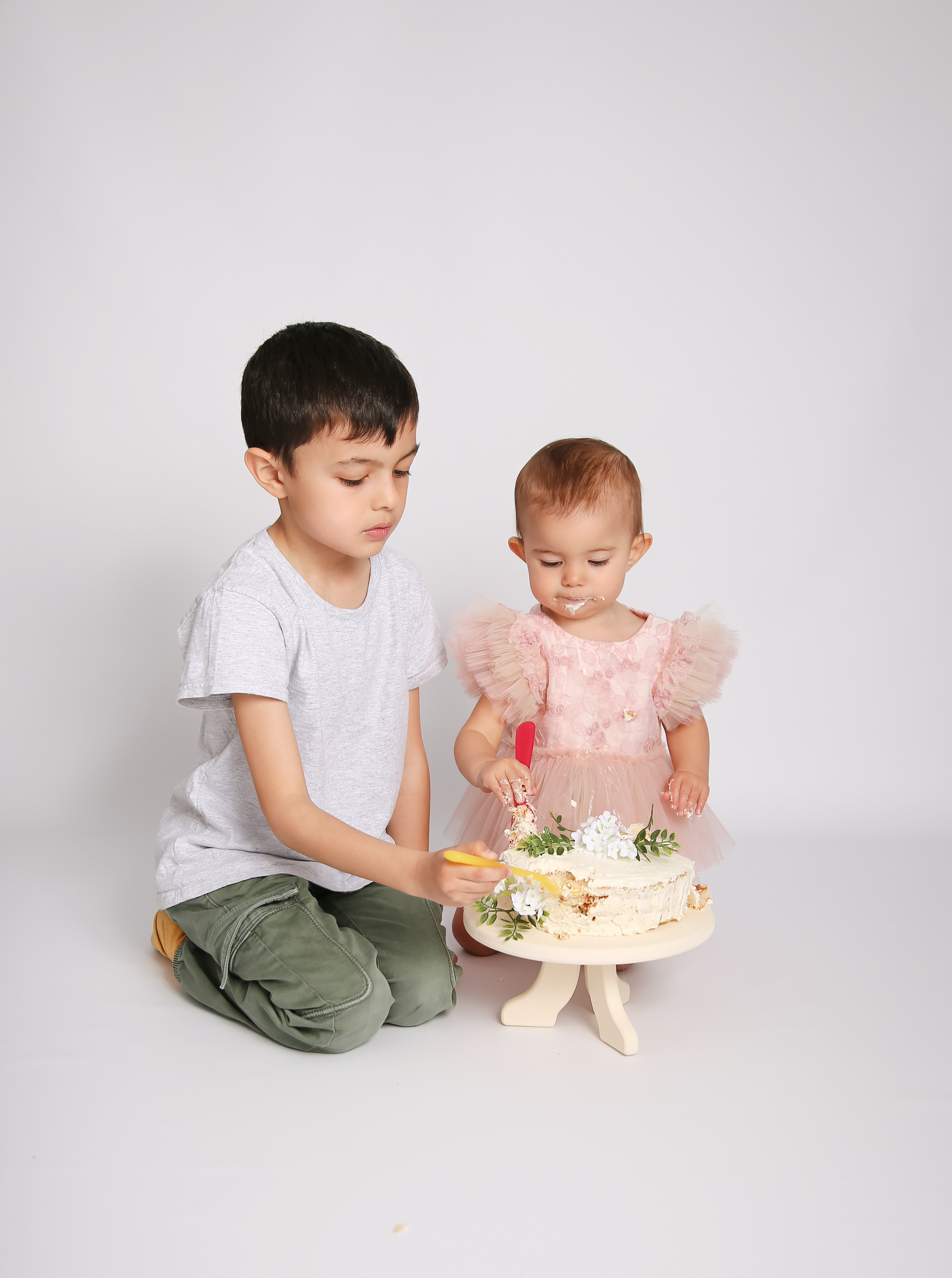 Cake Smash Shooting. Neugeborenen, Kinder, Familie Fotografin Oberhausen NRW Marina Lykov