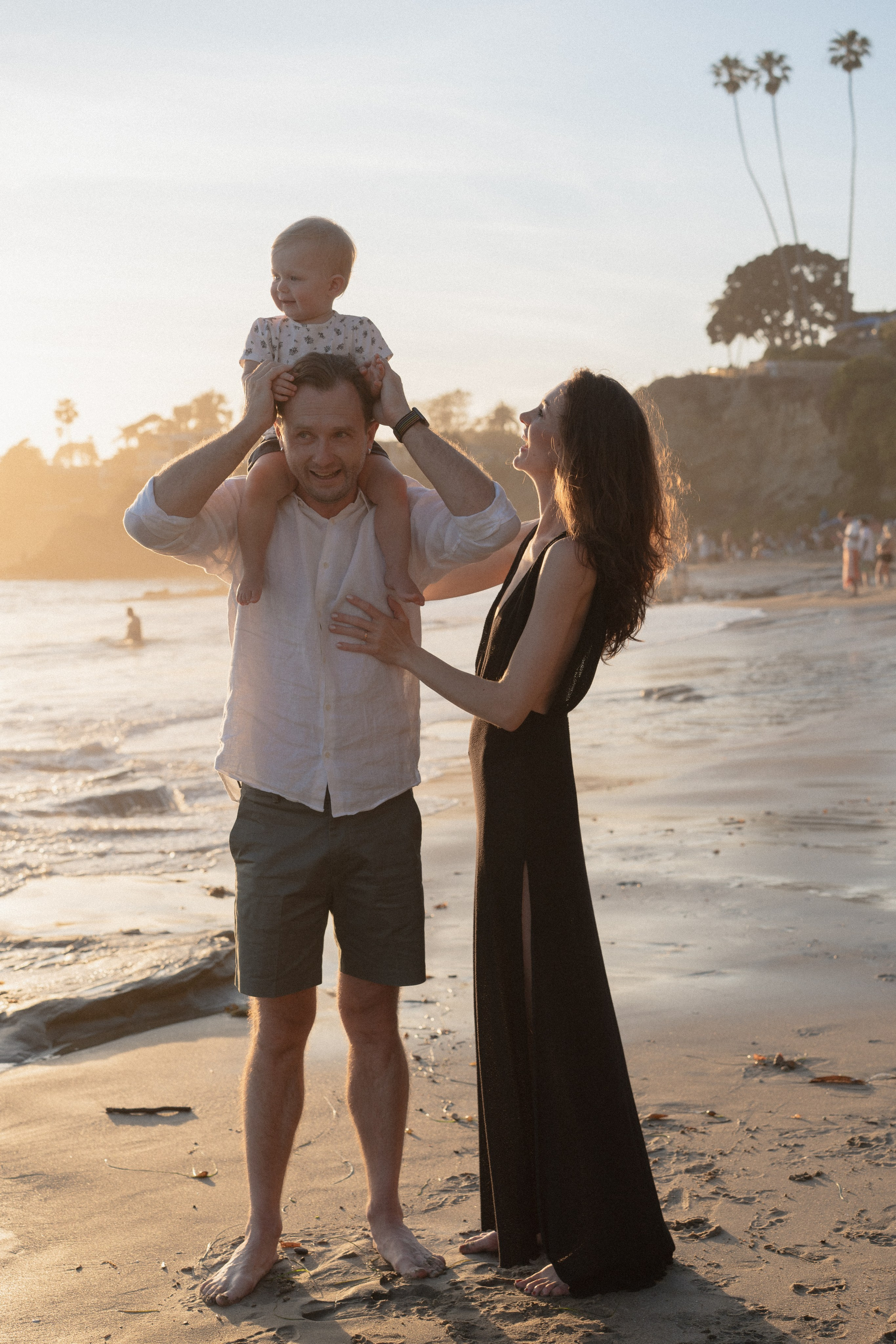 Little baby girl Keira. Family beach shoot. Portrait, family, maternity & wedding photography & videography in SoCal Kseni Vibe