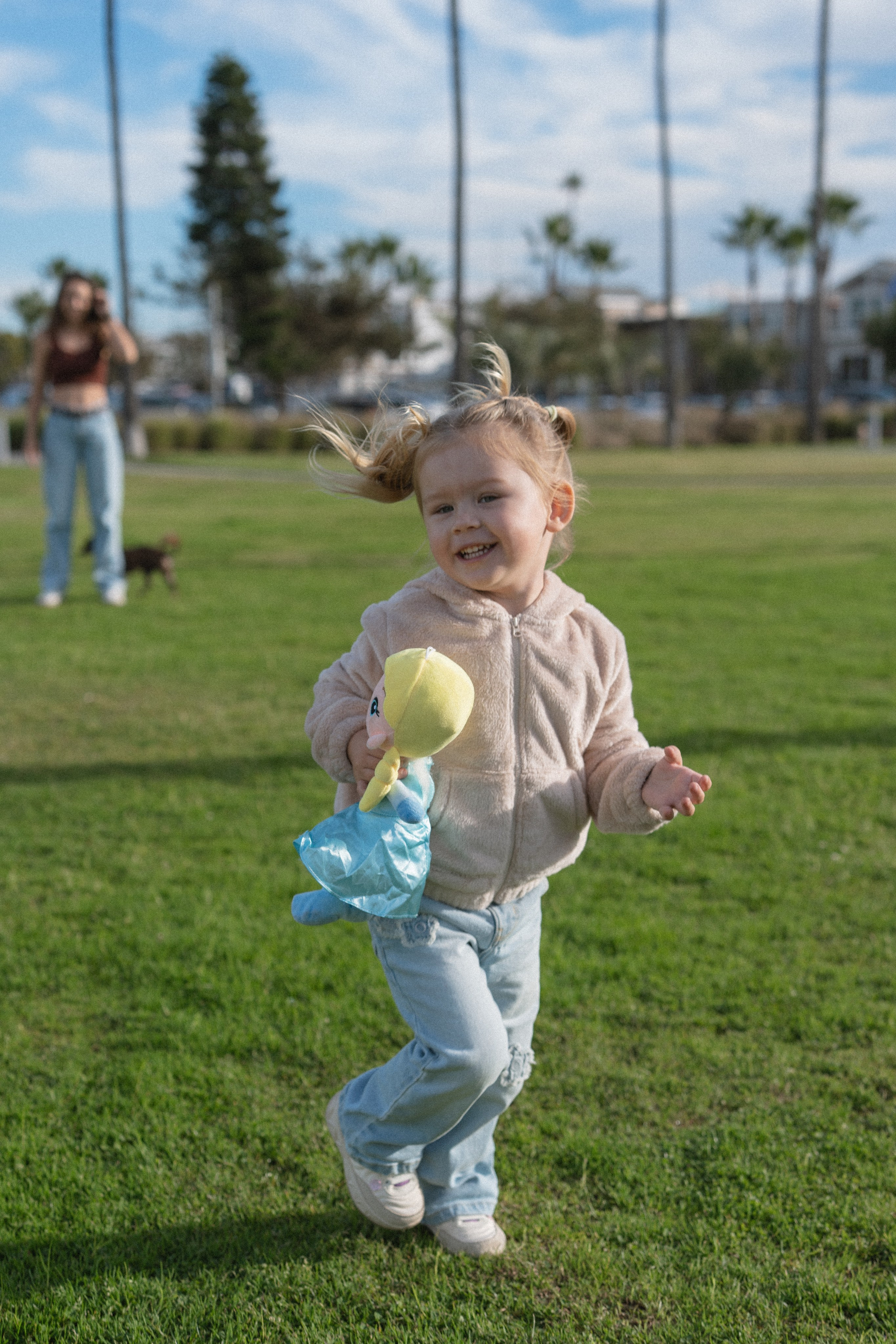 Daria and Stef. Mom and daughter photo session. Portrait, family, maternity & wedding photography & videography in SoCal Kseni Vibe