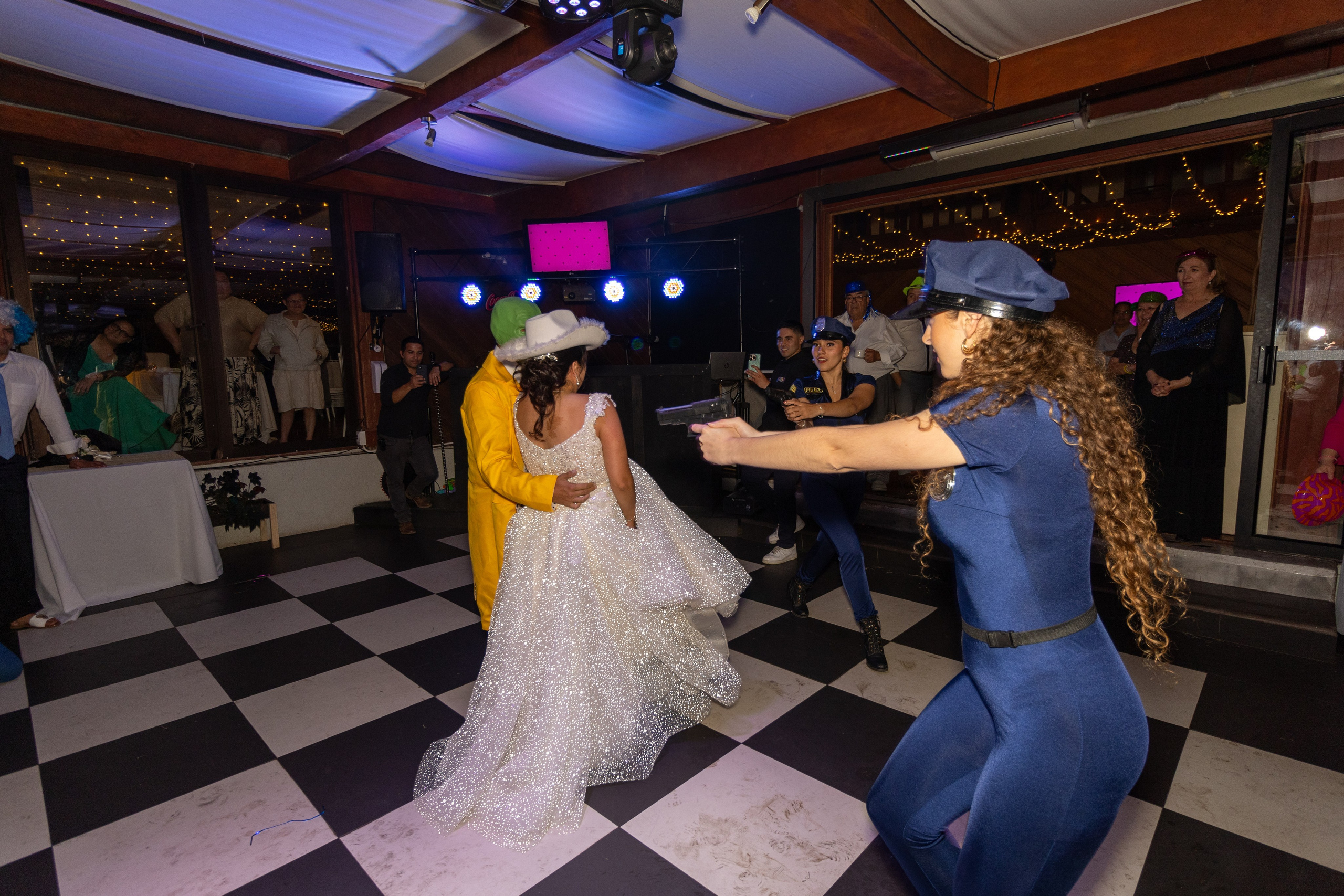 Katherin y Daniel. Dinka & Emilio - El arte de preservar lo que no se repite