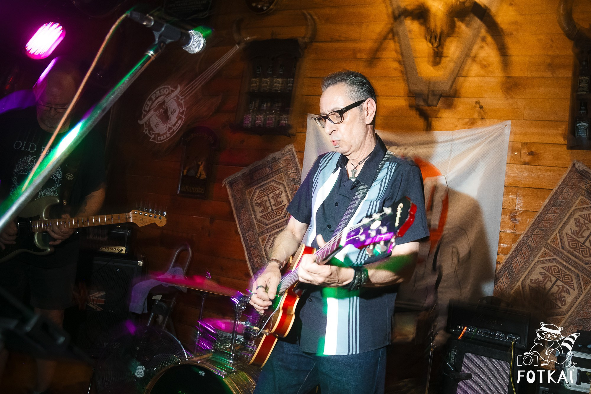 Jam Night в баре El Paso, Торревьеха — фоторепортаж живого джем-сейшена, июнь 2026 | FOTKAI