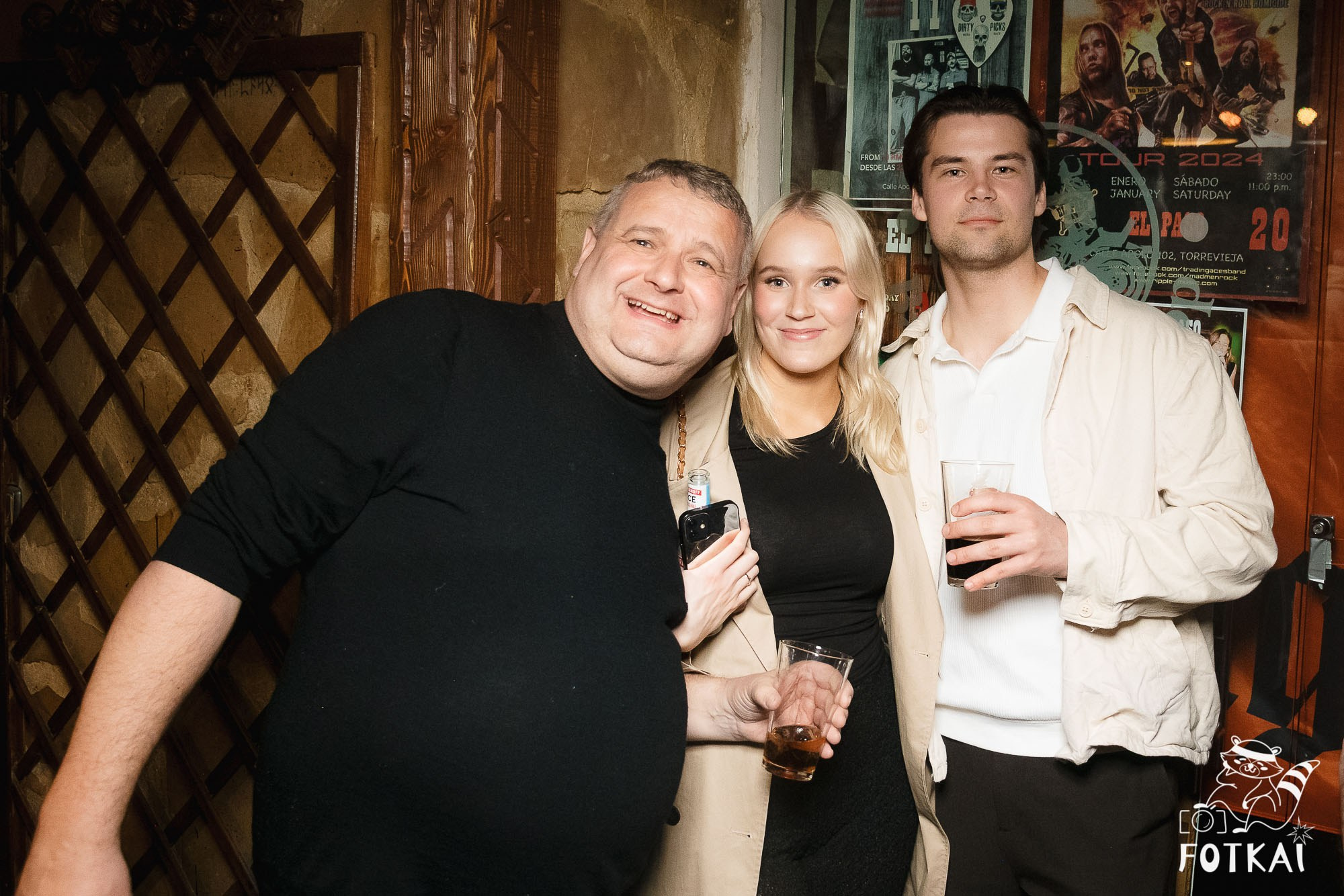 Amy Winehouse Tribute at El Paso Bar (March 28) — Live Concert Photo Report | FOTKAI