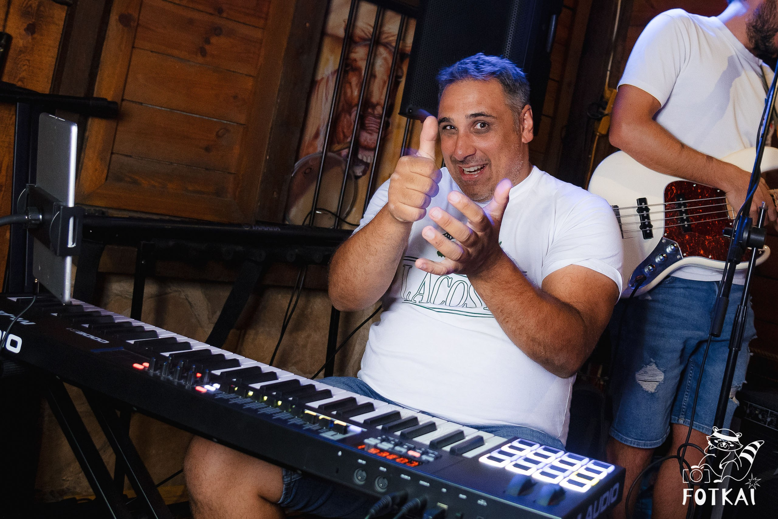 Los Ekilibristas en El Paso Rock Bar Torrevieja: Reportaje fotográfico 16.08.25 | FOTKAI