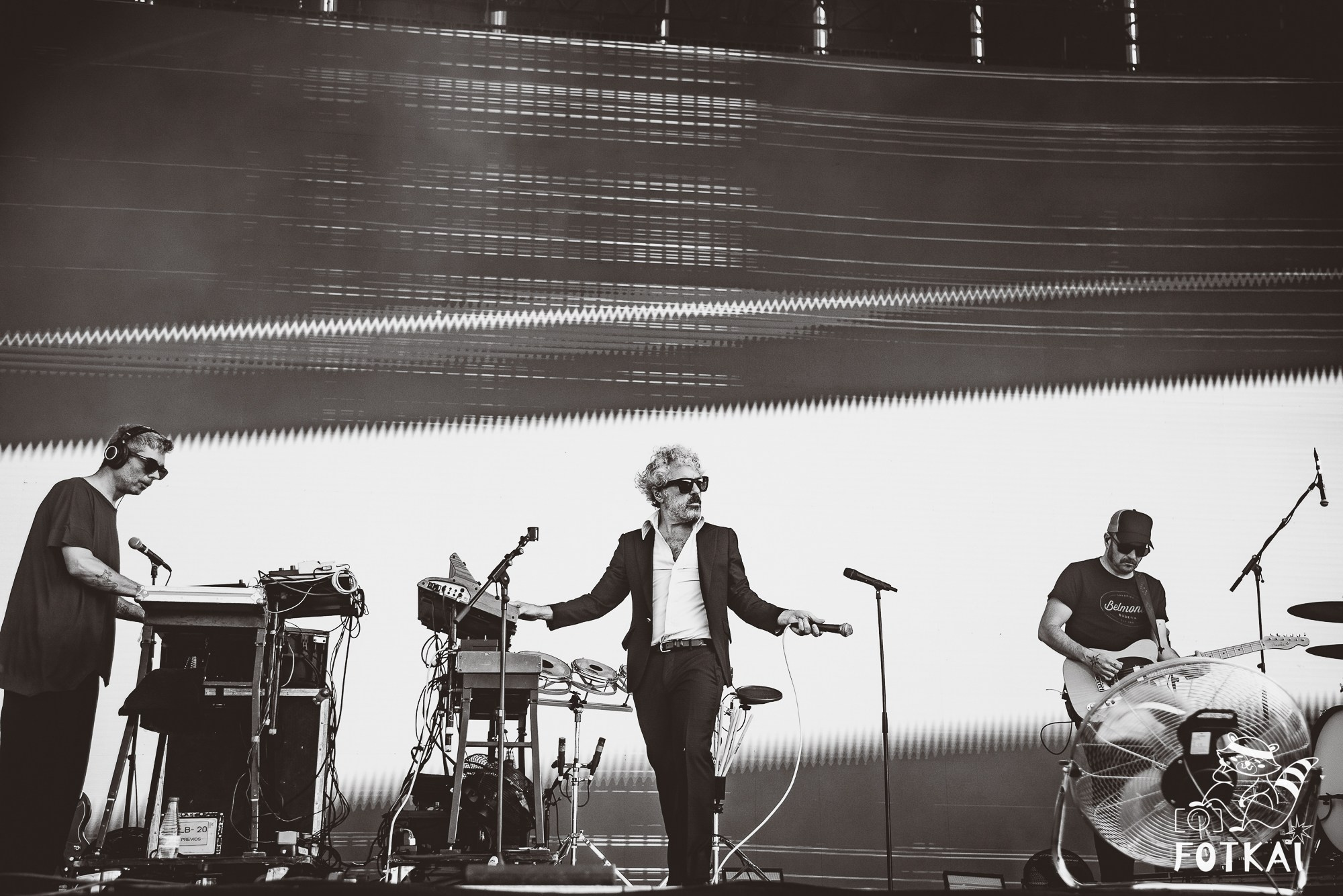 Low Festival 2026 — Full Concert Photo Report from the Opening Night in Torrevieja | FOTKAI