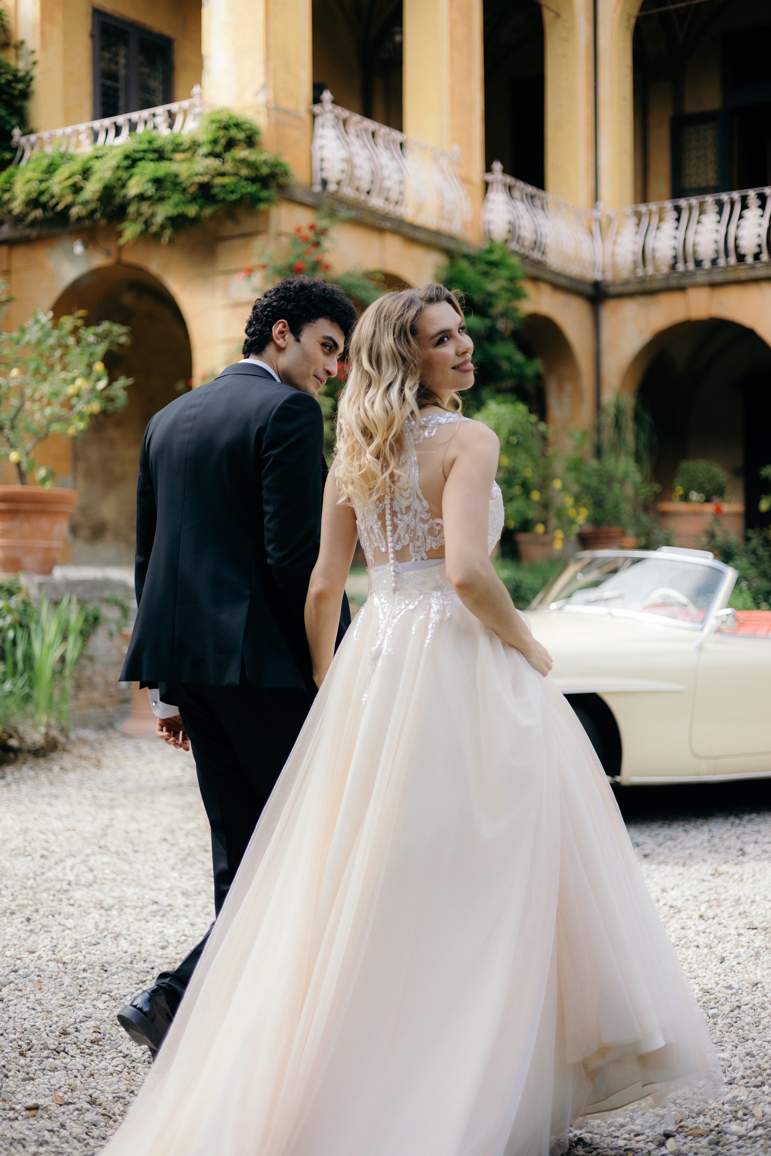 Wedding in tuscany. Sara Luca Wedding Photographer in Italy and Europe