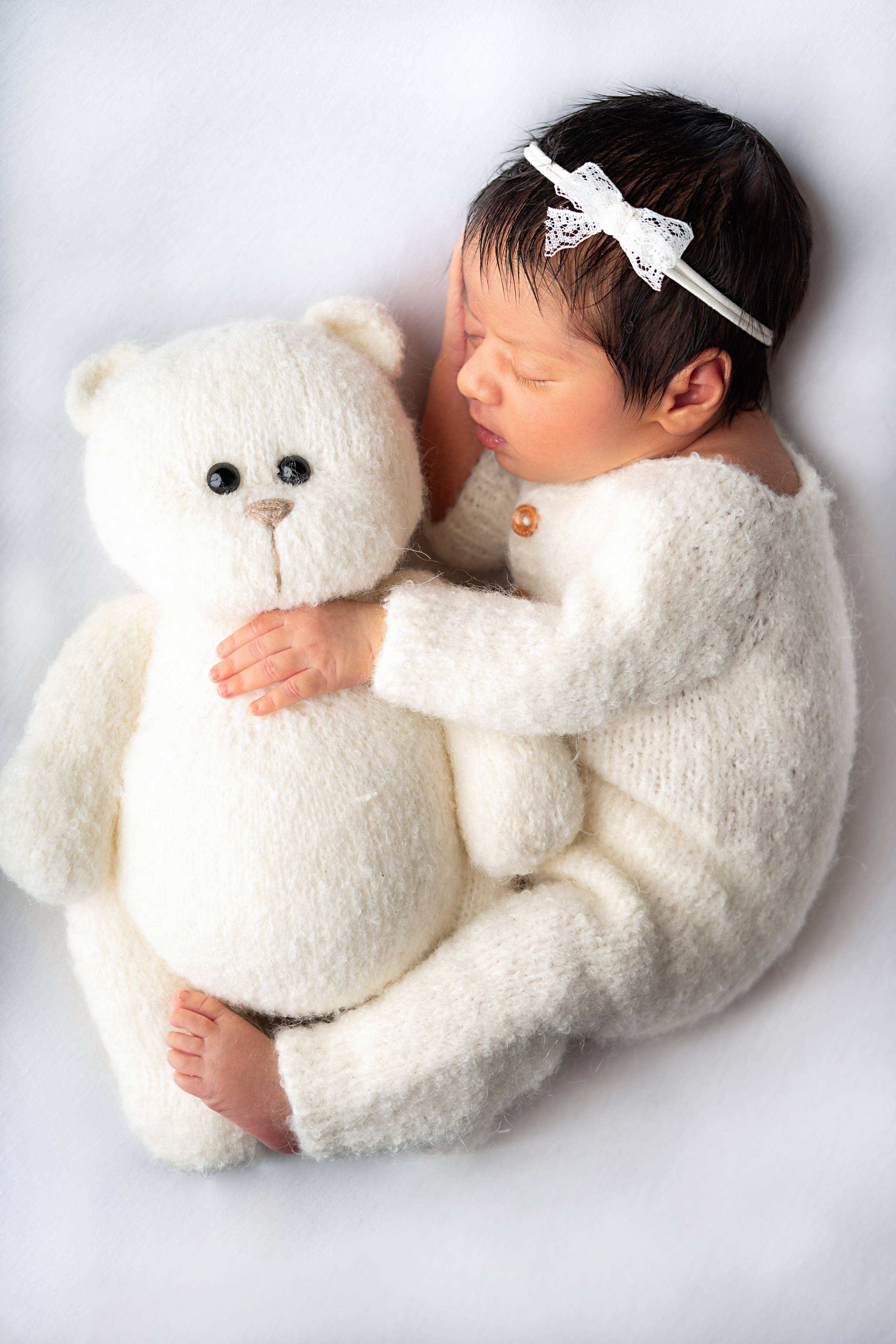 NEWBORN PORTFOLIO. Newborn Photographer and life casting in Dubai Dariya Saeed