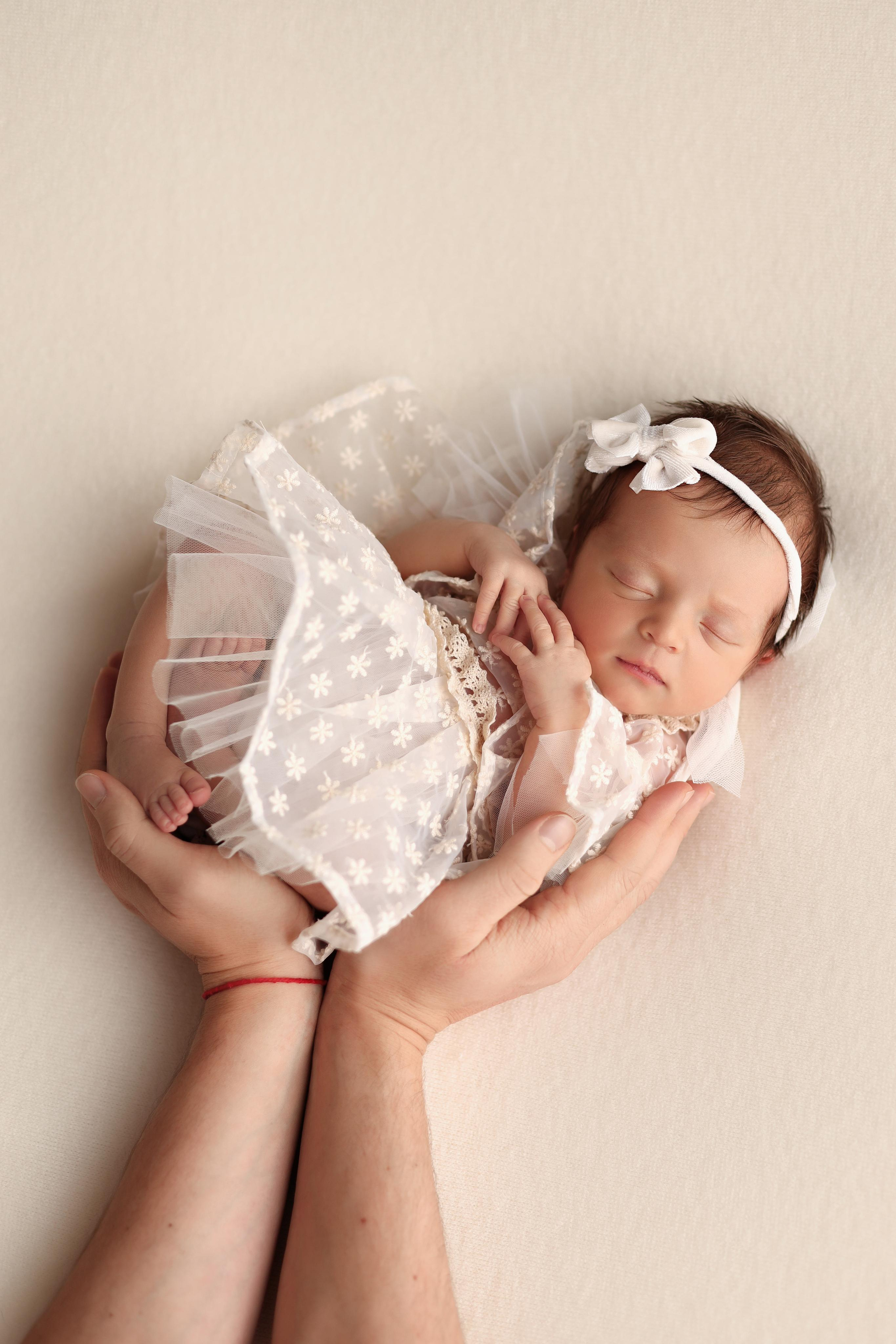 INFO. Neugeborenen & Babyfotografie Liuba Schelhorn in Stuttgart