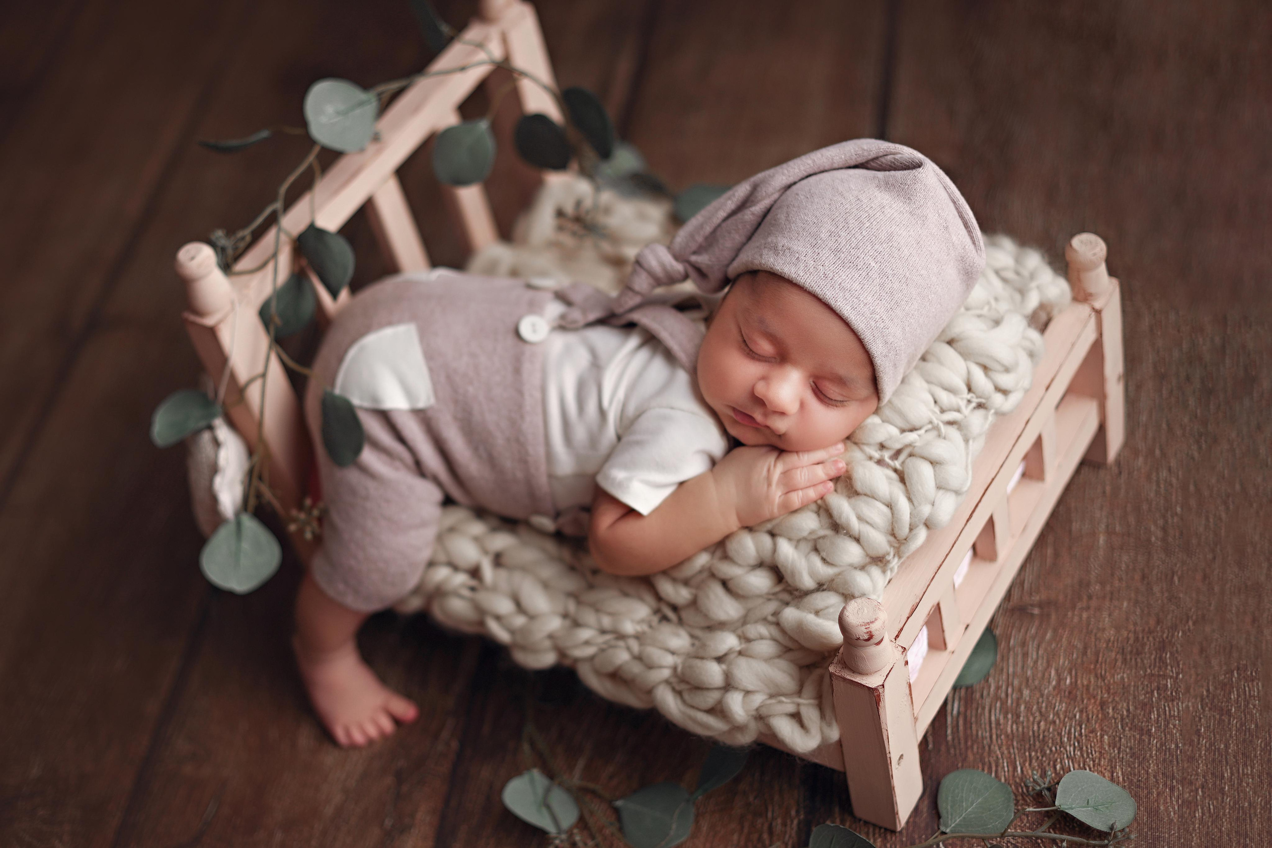 Neugeborene. Neugeborenen & Babyfotografie Liuba Schelhorn in Stuttgart