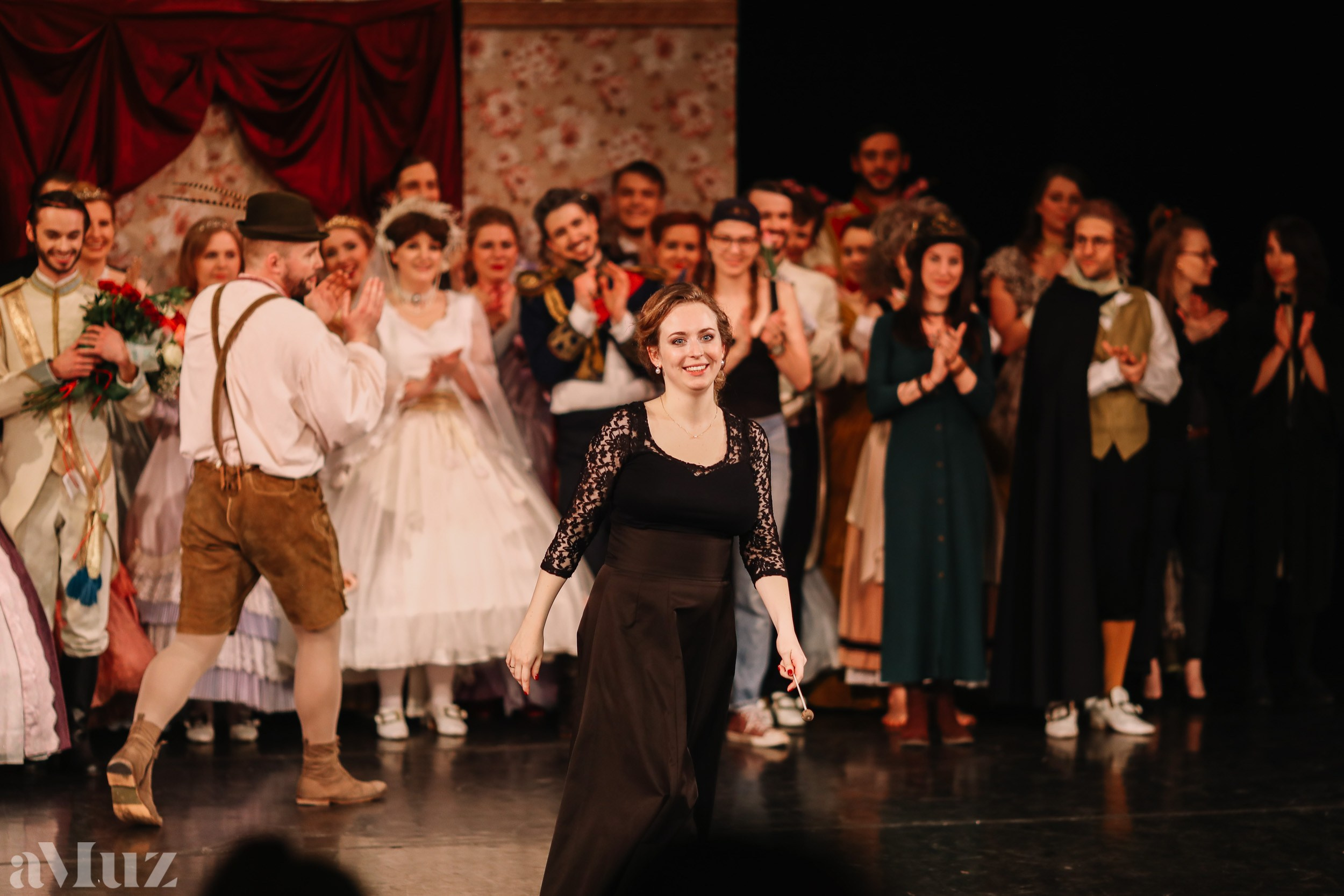 Opera Łąkowa. Fotograf Ślubny Warszawa - Sesje Biznesowe Rodzinne Eventy