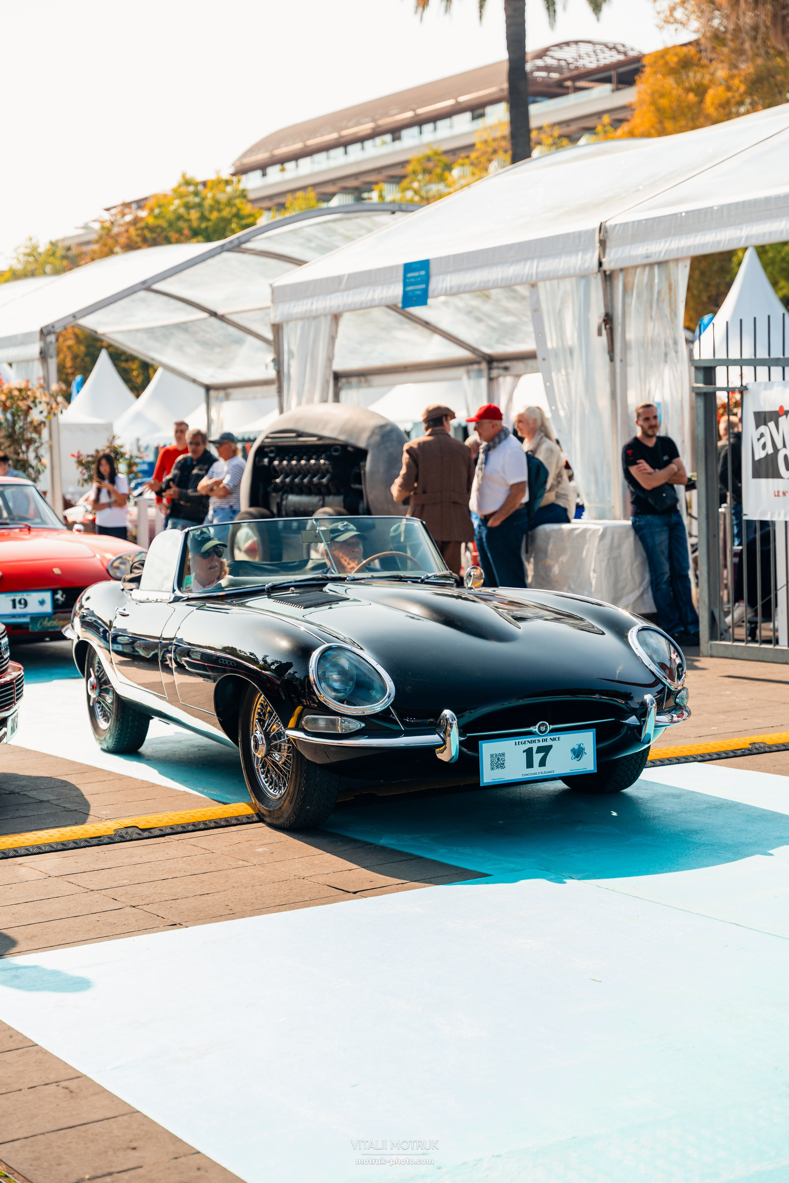 Legends de Nice. Photographe de voitures à Paris — Vitalii Motruk
