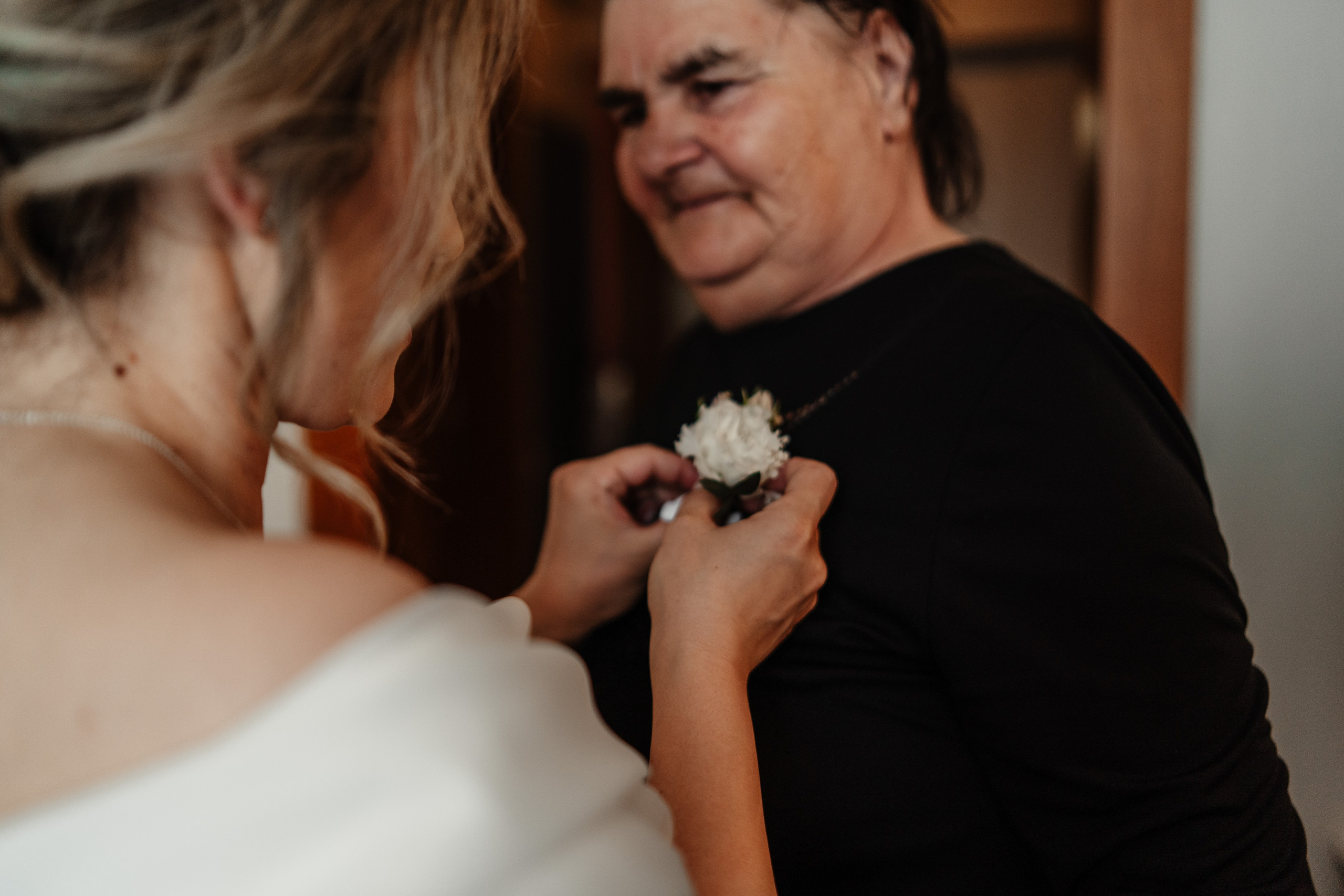 Alexandra + Andrei / Iasi. Foto-Video Nunta Iasi, Suceava, Bucuresti / Disponibilitate 2025 — 2026 — 2027