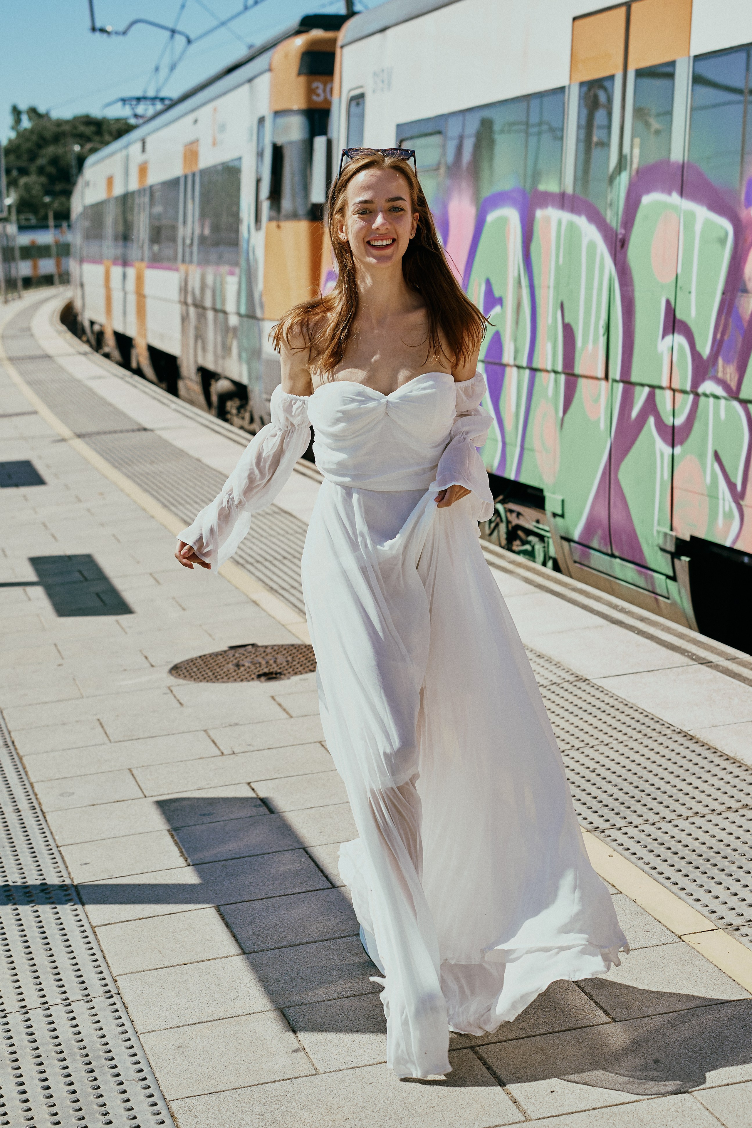 The runaway bride. Photographer in Barcelona Spain Zhanna Zakharchenko