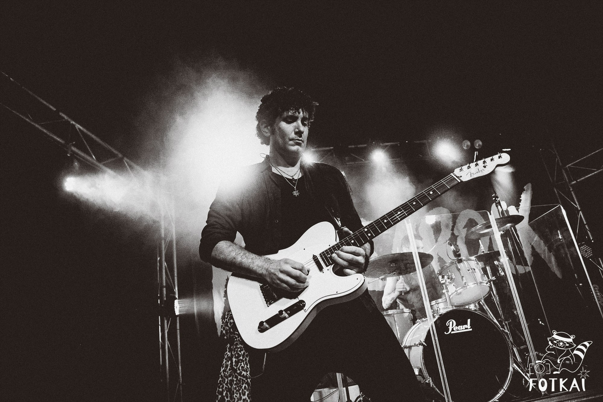 DENISDENIS — reportaje fotográfico del concierto en la Sala Marearock (Alicante) | FOTKAI