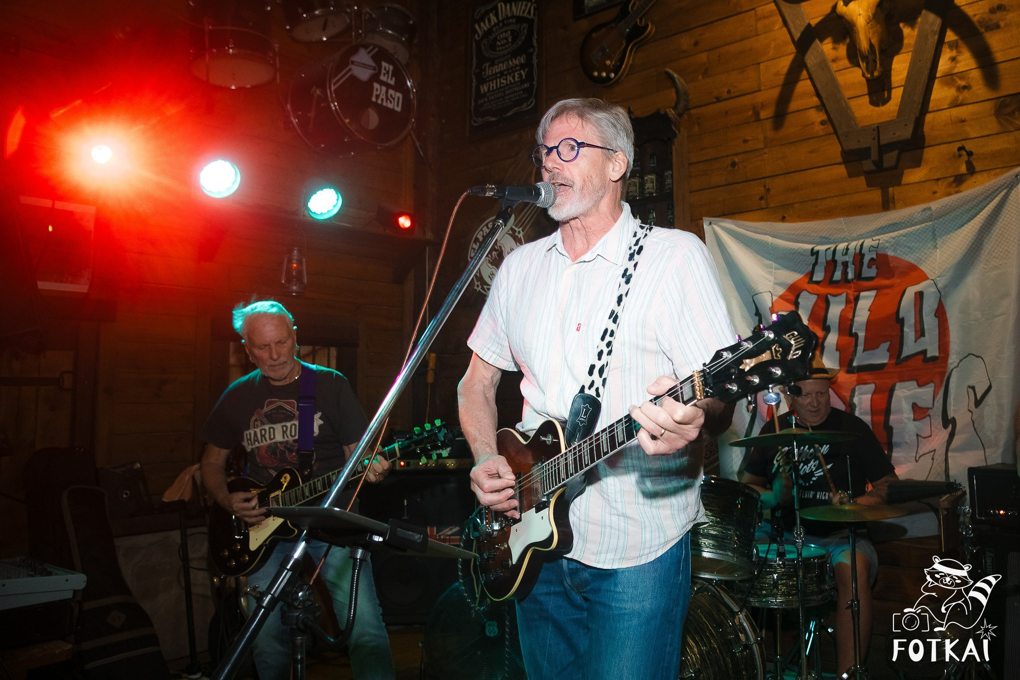 Jam Night в баре El Paso, Торревьеха — фоторепортаж живого джем-сейшена, июнь 2026 | FOTKAI