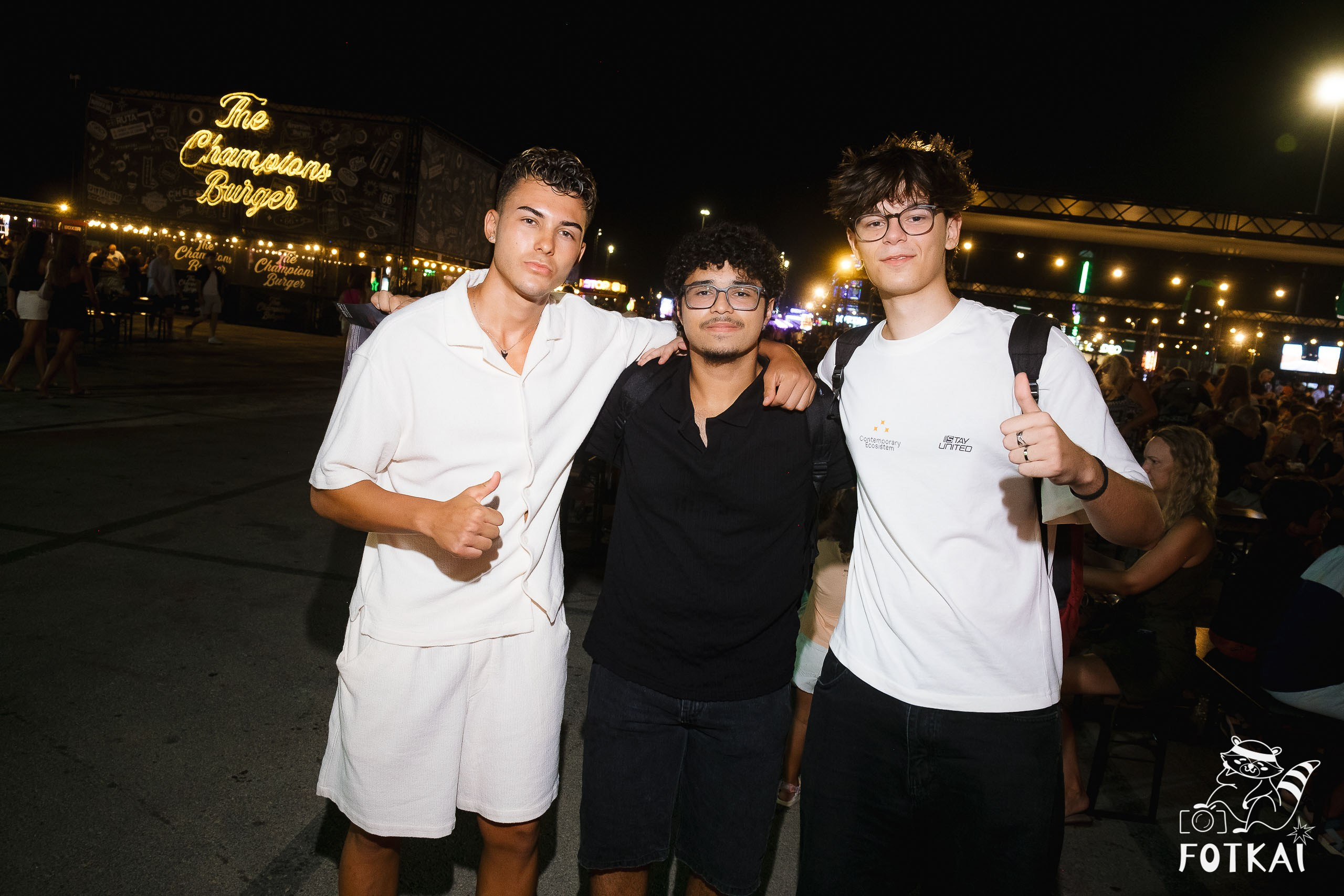 The Champions Burger en Torrevieja: Reportaje fotográfico 22.08.25 | FOTKAI