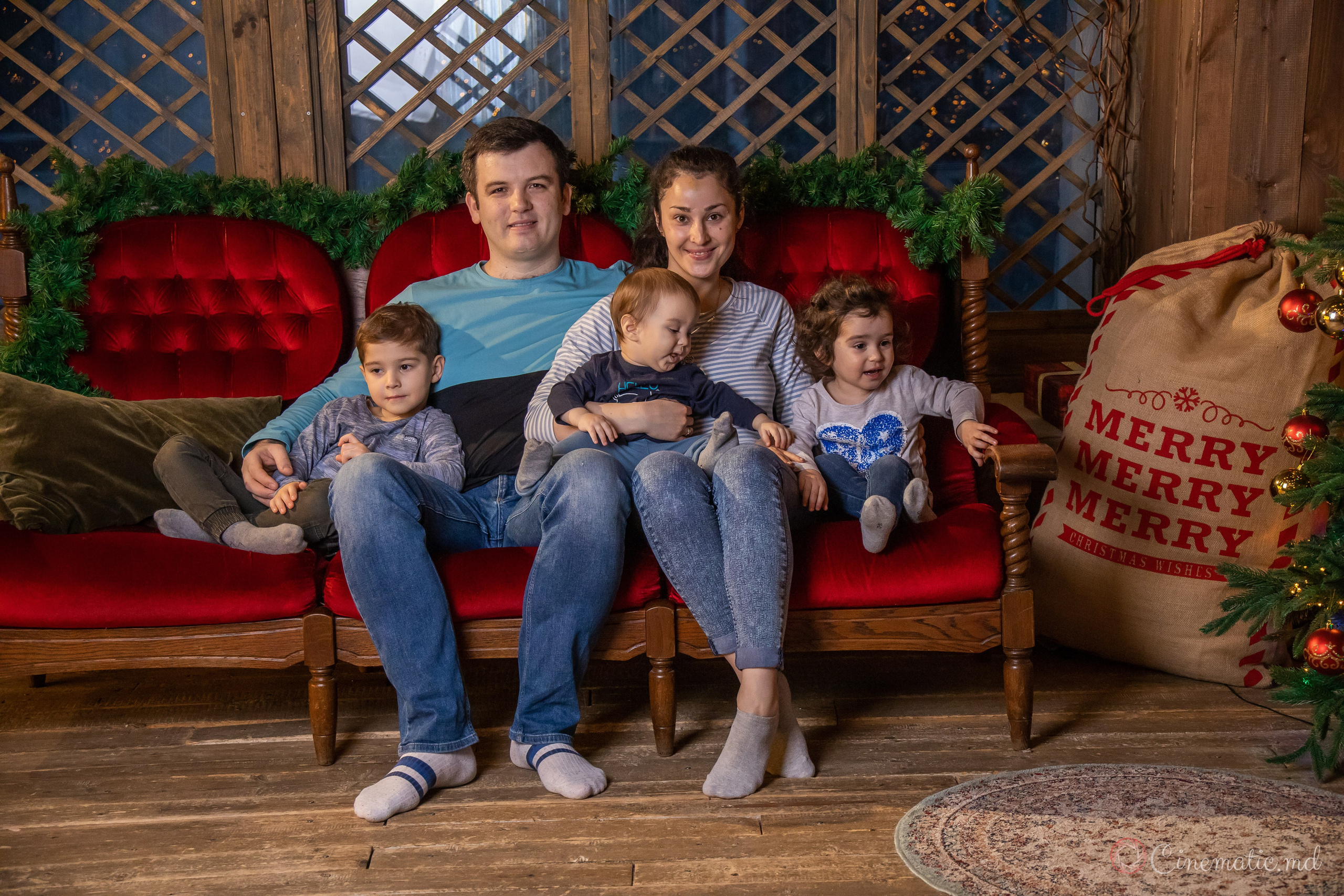 Sedinta foto de Revelion. ✔️ Фото Видео на свадьбы и крестины Молдова — Cinematic.md