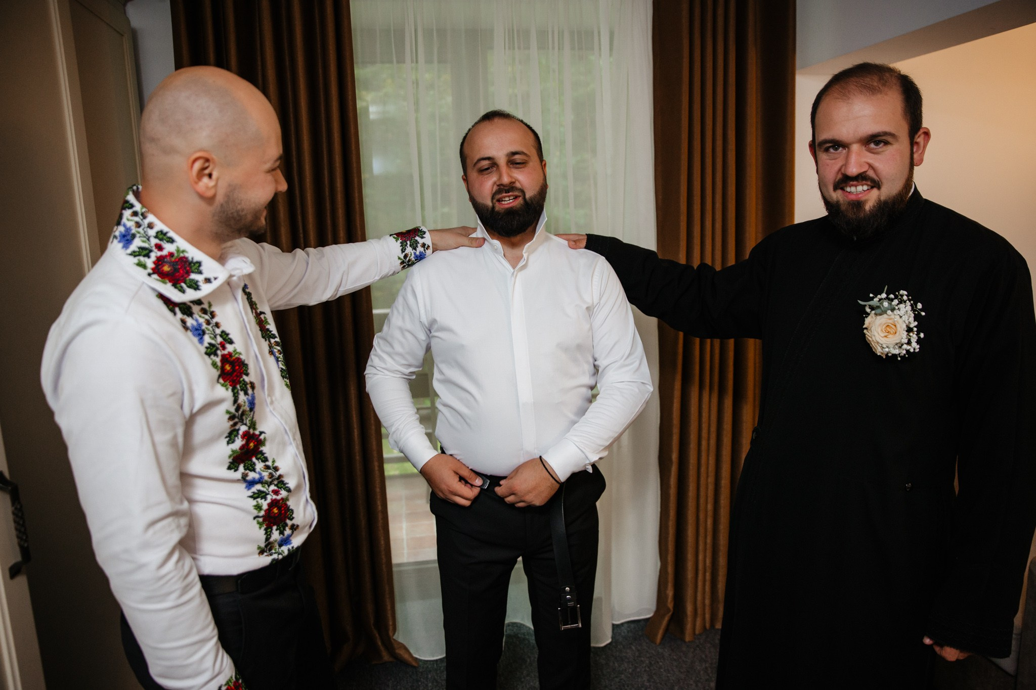 Nunta de Poveste la Sucevița: Cristi și Andreea. Servicii foto-video profesionale, pentru momente de neuitat