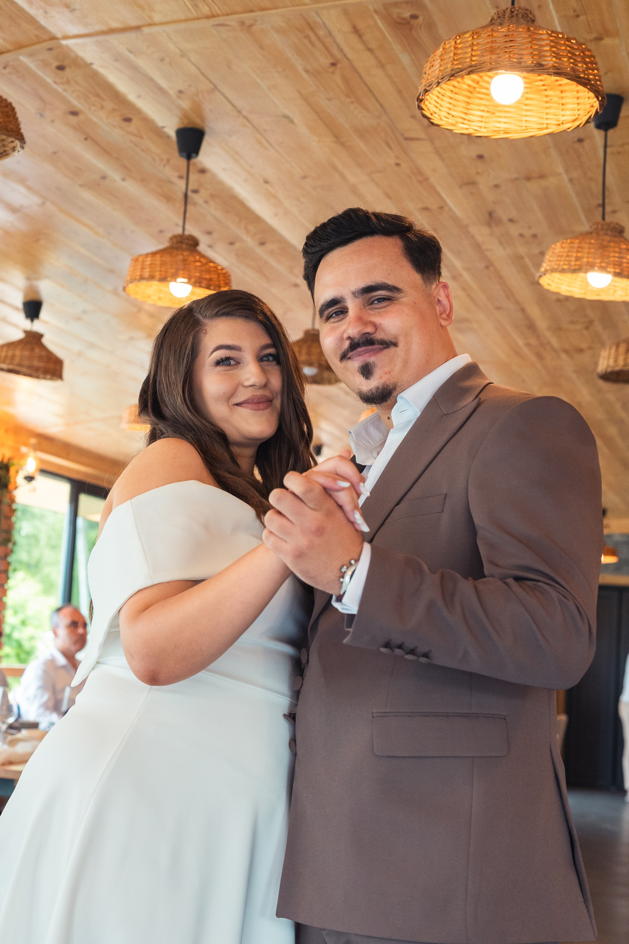 Cununie civilă - Cristina și Adrian. ALB — Alexandru-Laurențiu Bîrsan | Fotograf în București