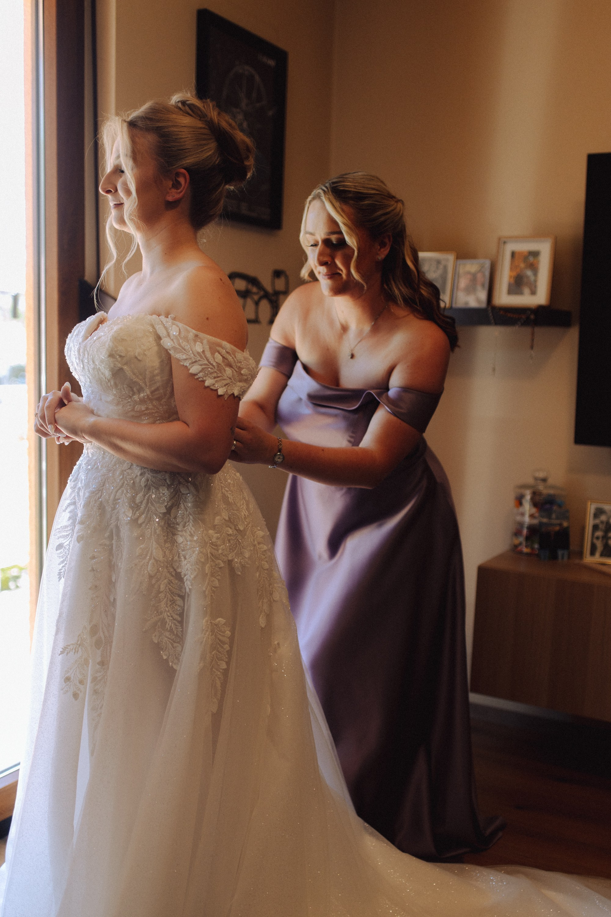 Weddings. Capturedwell