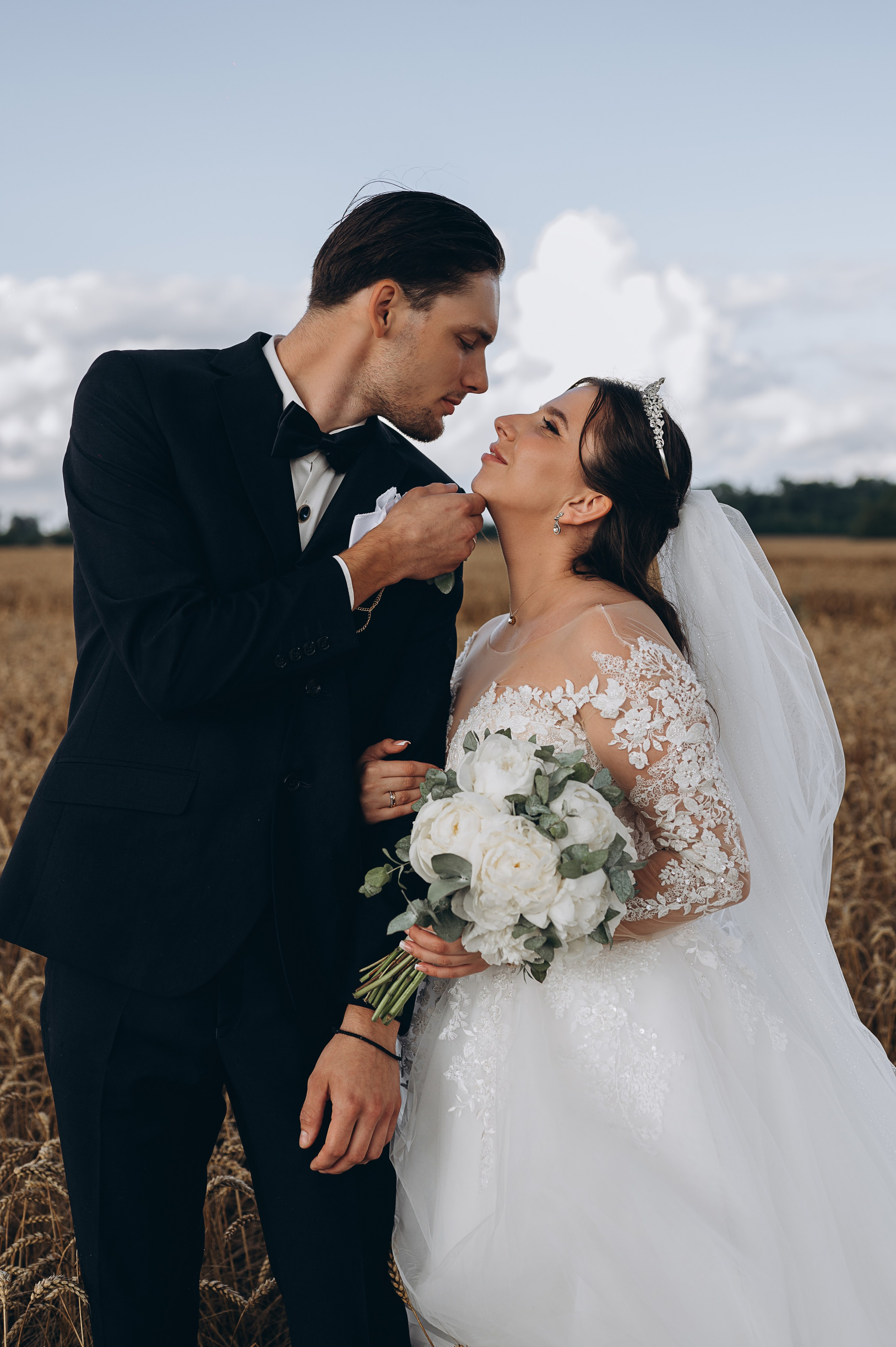 Nikita and Elizaveta. Jūlija Lazučonoka — kāzu un ģimenes fotogrāfe Rīgā un Jelgavā