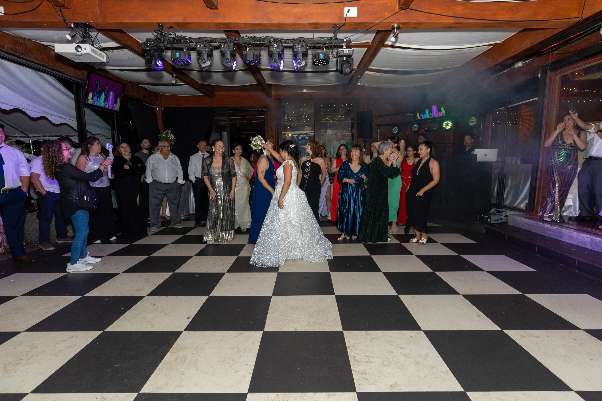 Katherin y Daniel. Dinka & Emilio - El arte de preservar lo que no se repite