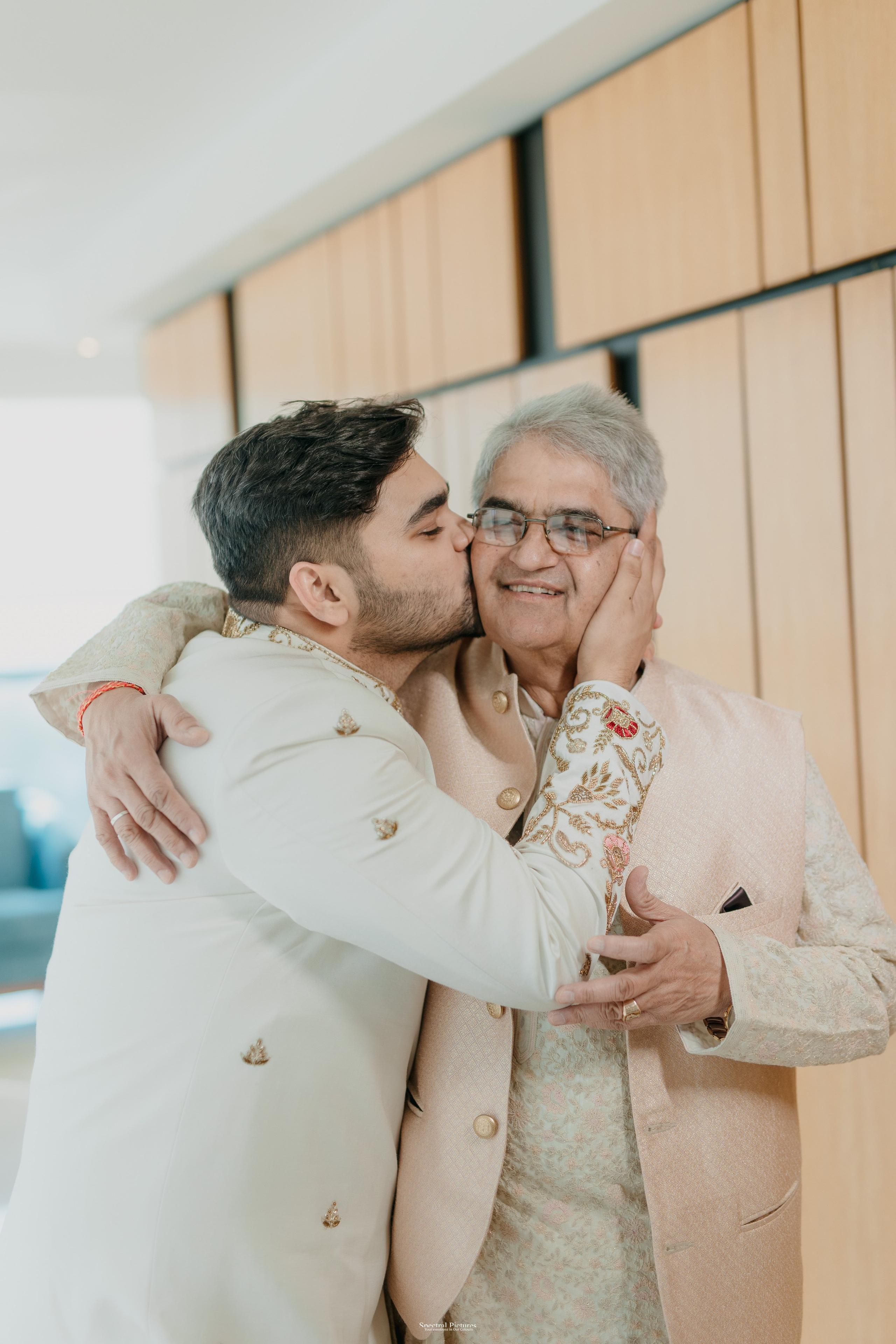 #ADIकीAESHहै