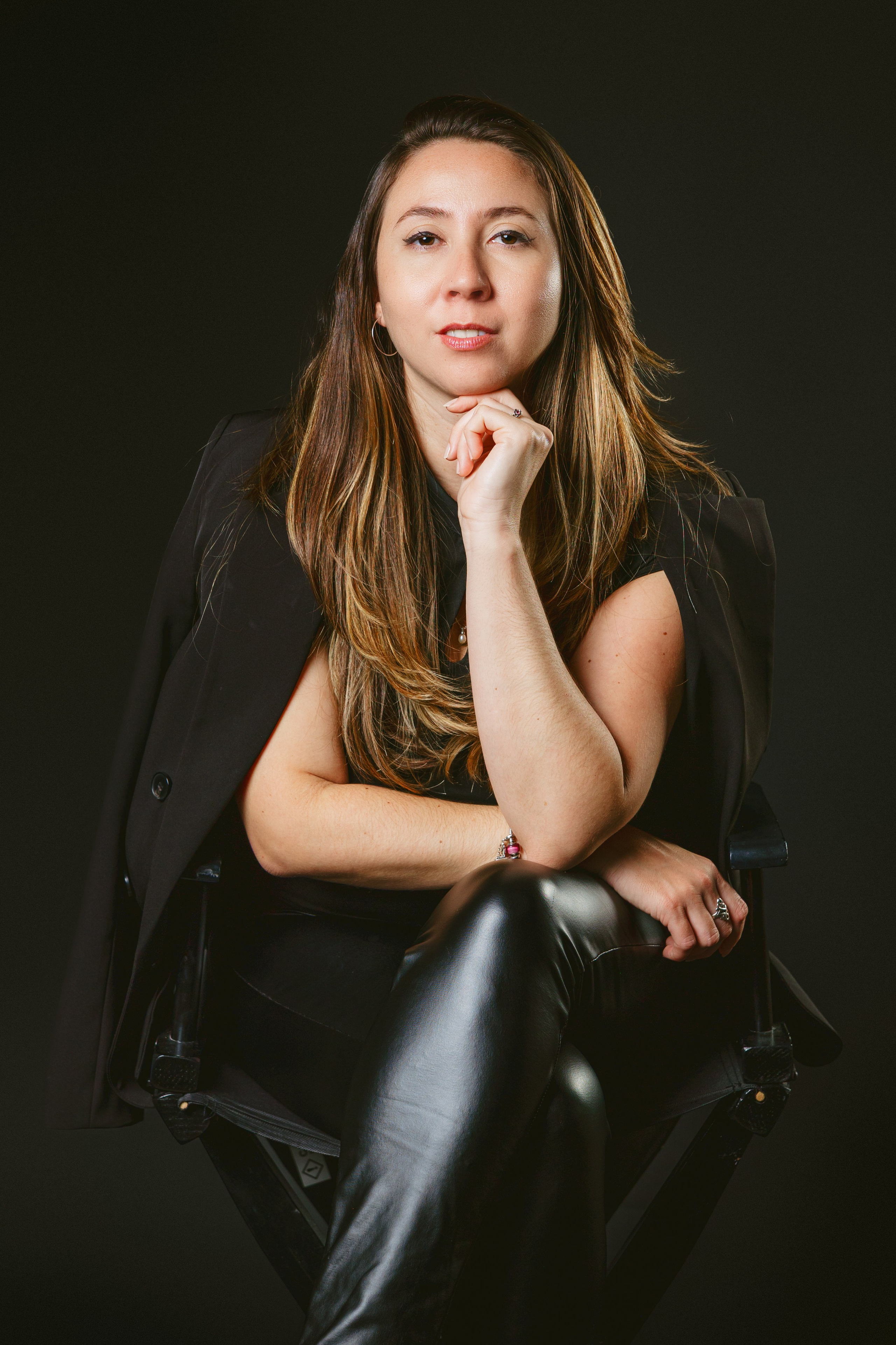 Bold in Black: Chiara. Giandamorgana