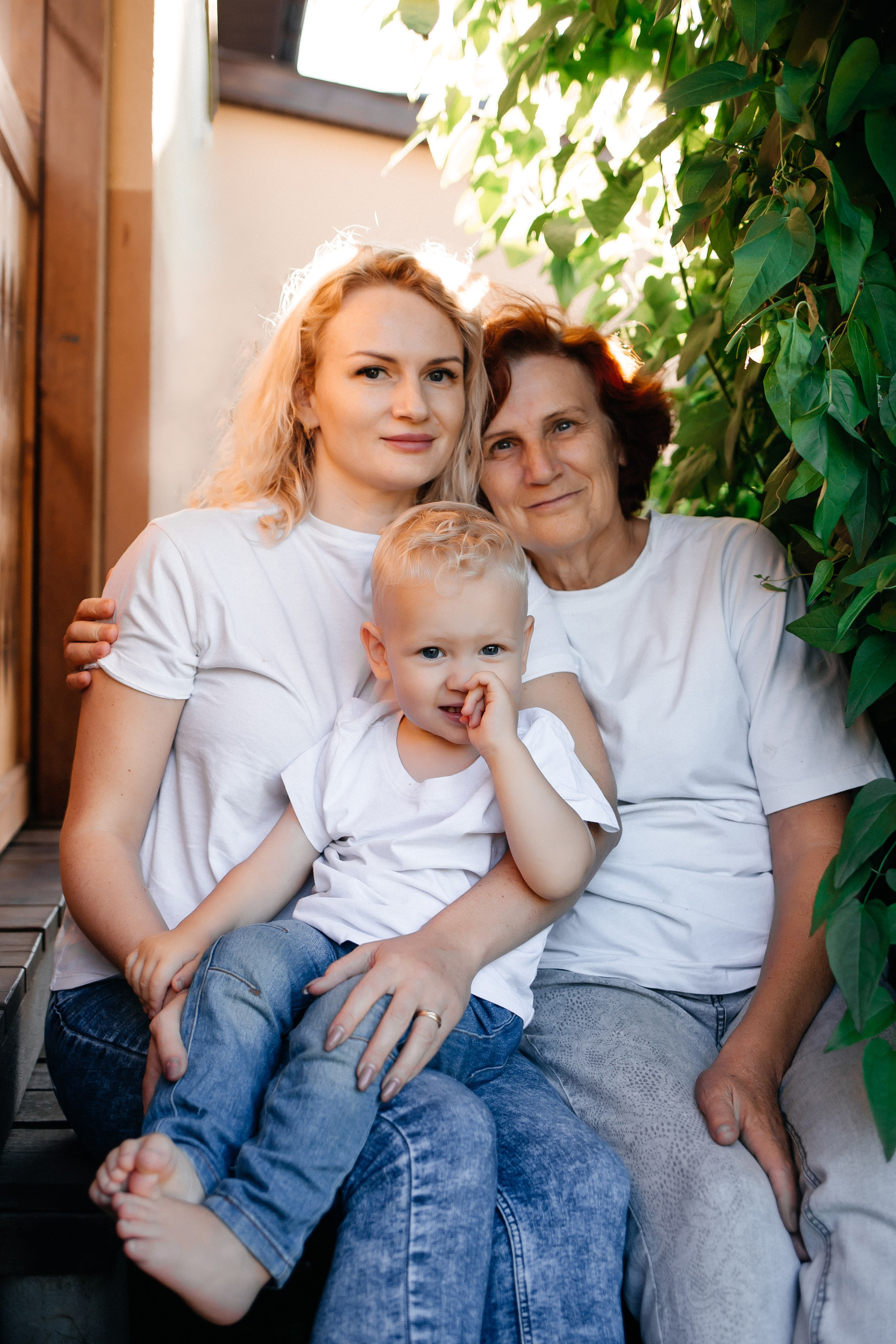 Beautiful family photo session in Spain. Professional photographer in Spain