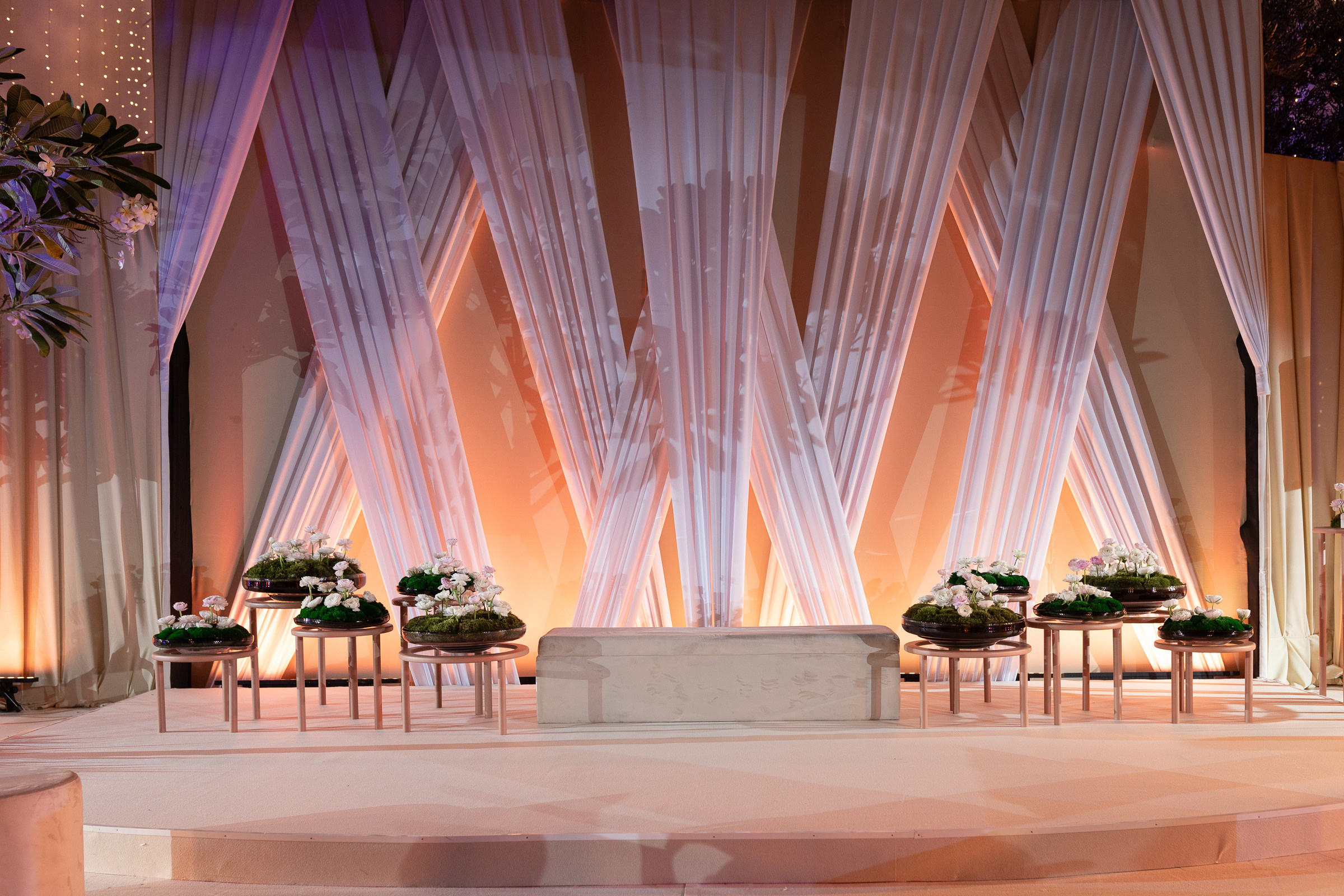 Engagement. Wedding female photo and video studio in UAE