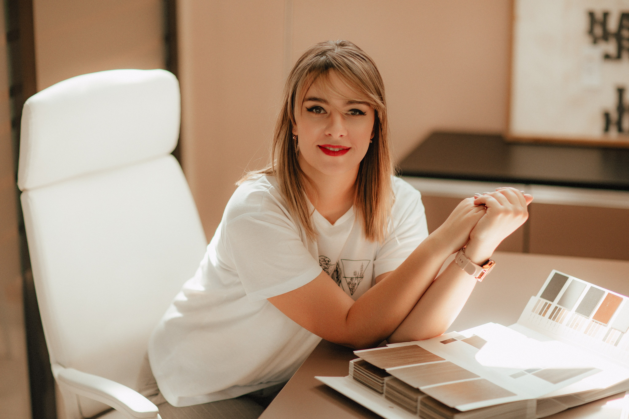 Александра. Дизайнер интерьера. Валерия Вартанова. Фотограф