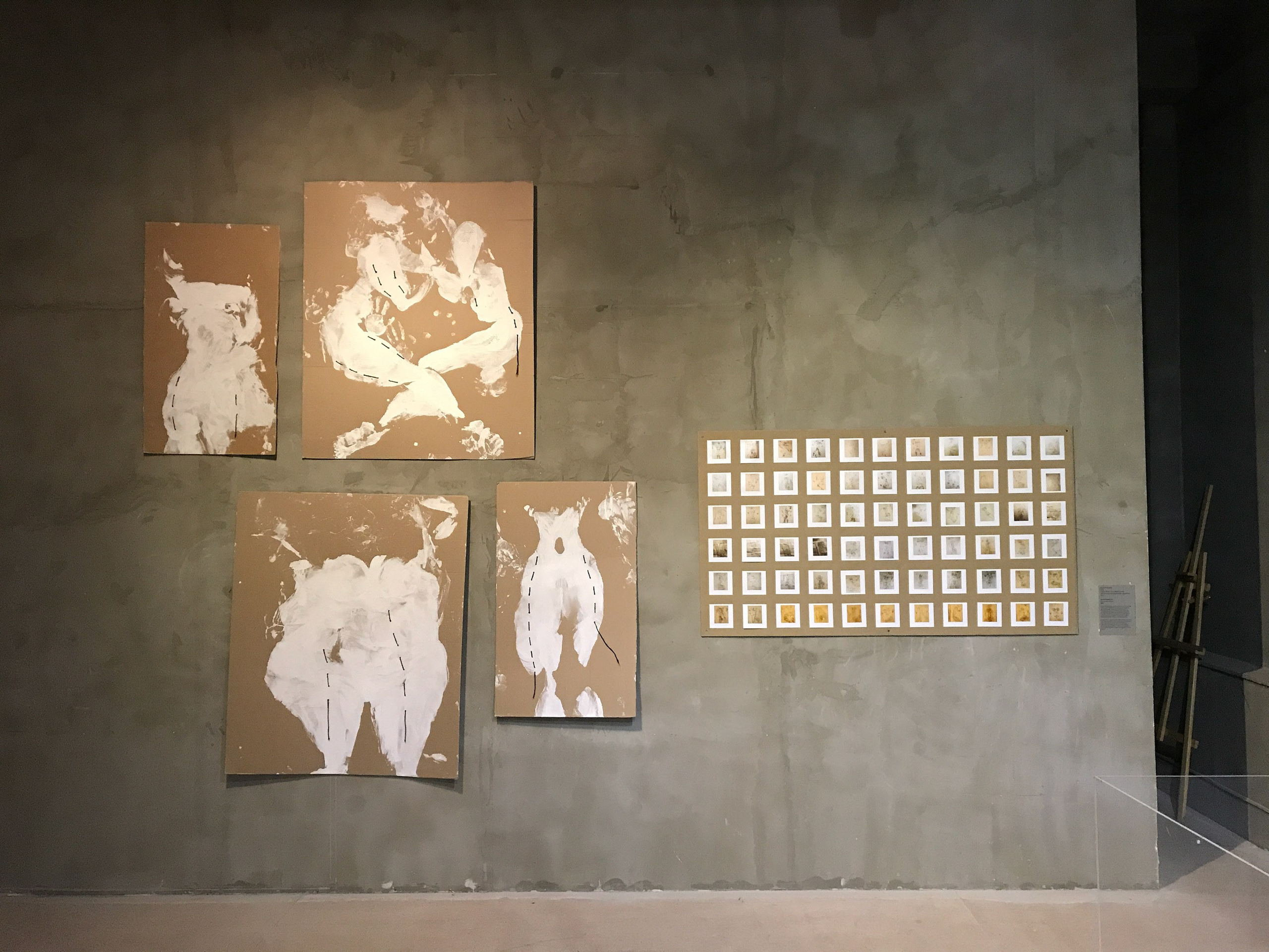 'TRACK'. Corrugated cardboard, acrylic paint with liquid soap, acrylic thread 120 × 100 cm (2 pcs) 60 × 100 cm (2 pcs), 2019 Where I made prints with paint on cardboard, exploring an objective attitude towards my body. Second part: @myanthropometry Digital printing 10×10 cm (66 pcs) Analysis of my body and its capabilities, experimenting with diet and physical activity for 66 days instagram.com/myanthropometry – every day photographing with a mobile phone camera.