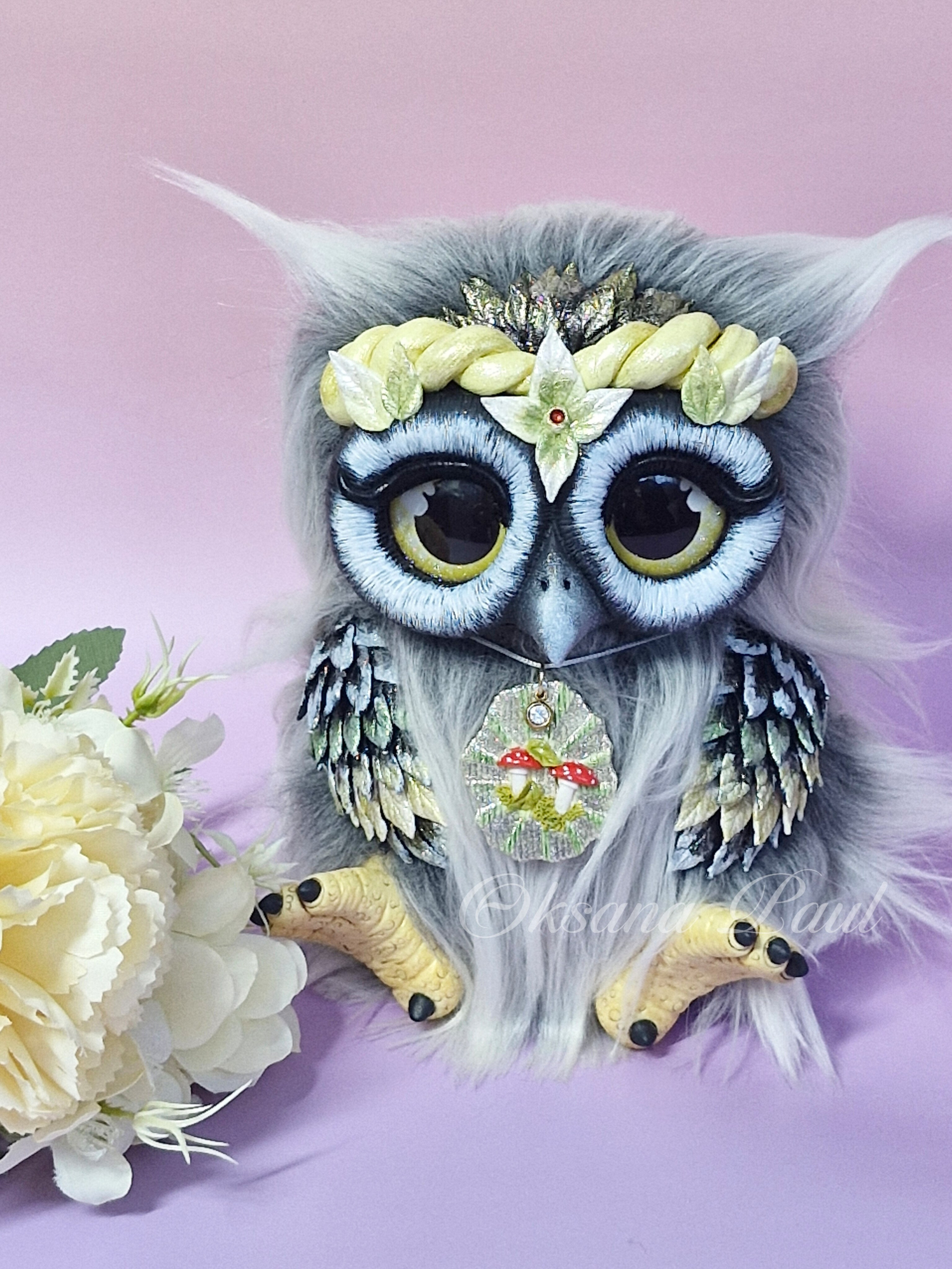Авторская фигурка совы, ручная лепка и текстиль, смешанная техника — Оксана Пауль.Handgemachte Eulenfigur, Mixed-Media, Stoff und Modelliermasse — Oksana Paul.