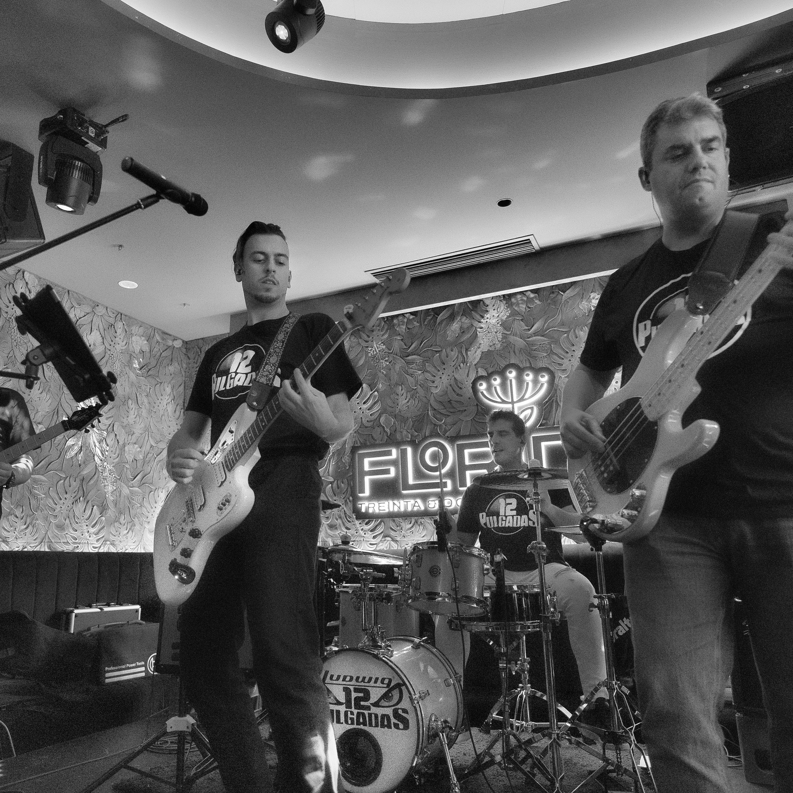 Cobertura de eventos corporativos en Córdoba, fotos profesionales.