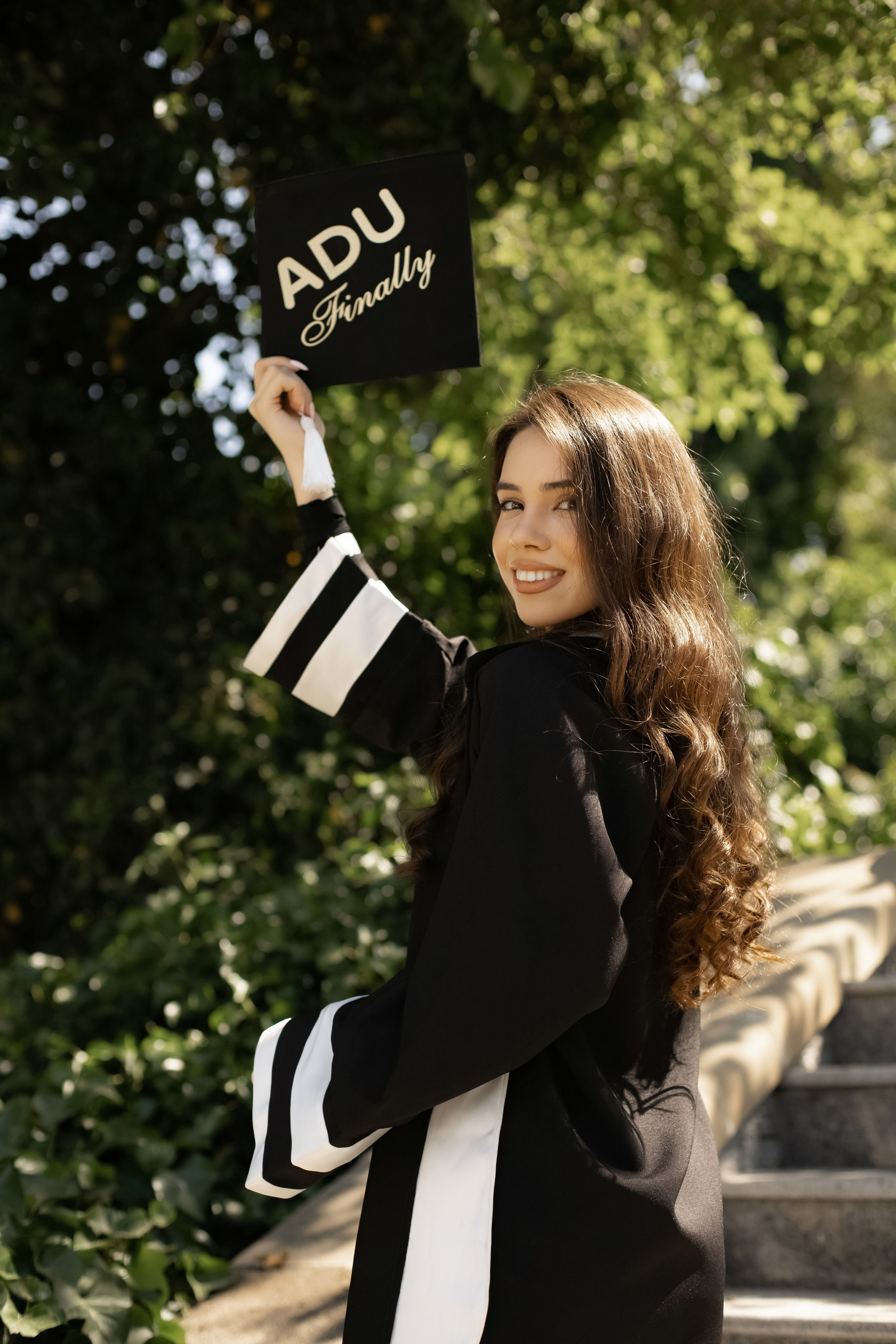 Premium mezun xalati, qara mezun geyimi, ag mezun libasi, qirmizi sarfli mezun paltari, mezun aksesuarlar, mezun papaqlari, mezun lentleri, mezun hediyyeleri, mezun fotosessiya geyimleri, mezun cekilisi ucun geyimler, mezun tedbirleri ucun aksesuarlar, mezun geyimlerinin icare ve satisi, premium mezun libaslari, mezun geyimleri online sifaris, mezun geyimleri Bakida, mezun geyimleri qiymetleri, mezun geyimleri modelleri, Mezun cekilisi, mezun fotosessiyasi, mezun cekilisi ucun geyimler, mezun mantiyasi cekilisi, mezun fotosessiya ideyalari, mezun gunu fotosessiya, mezun xatireleri, mezun papaqlari ile fotosessiya, mezun lentleri ile cekilis, ferdi mezun fotosessiyasi, qrup mezun cekilisi, mezun fotosessiya mekani, mezun ucun ideal cekilis fonlari, mezun fotosessiya aksesuarlari, mezun albomu sekilleri, mezun cekilisi poza ideyalari, universitet mezun fotosessiyasi, kollektiv mezun fotosessiyasi, mezun xalatlari ile cekilis, mezun mantiyasi fotosessiyasi, mezun geyimleri ile professional cekilis, mezun tebrik fotosessiyasi, en yeni mezun cekilis trendləri, mezun fotosessiya xidmetleri, premium mezun cekilisi, mezun cekilisi ucun dekorlar, mezun fotosessiyasi aksesuarlar, mezun gunu en gozel fotolar, mezun cekilisi fotostudiya, bakida mezun fotosessiyasi, xaricde mezun cekilisi, mezun gunune ozel cekilis,Məzun mantiyaları, eksklüziv məzun geyimləri, ağ və qara məzun libasları, məzun üçün xüsusi şarf modelləri, məzun papağı və aksesuarları, fərdi dizayn məzun geyimləri, məzun tədbiri üçün ən yaxşı seçimlər, məzun fotosessiyası üçün ideal libaslar, məzun mərasimi geyimləri, keyfiyyətli məzun mantiyası, rahat və şık məzun geyimləri, məzun üçün lent və tac modelləri, məzun simvolik medalları, icarəyə verilən məzun libasları, məzun geyimlərinin sərfəli qiymətləri, onlayn məzun geyimi sifarişi, məzun paltarı mağazası, dəbli məzun geyimləri, premium məzun mantiyalarının satışı, universitet məzunları üçün mantiyalar, kollektiv məzun geyimləri, məktəb məzunları üçün geyimlər, diplom mərasimi üçün geyimlər, fərqli rəngdə məzun libasları, ən yeni məzun geyimləri, rahat və premium məzun geyimi seçimləri, Bakıda məzun geyimi mağazası, məzun üçün ən yaxşı libaslar