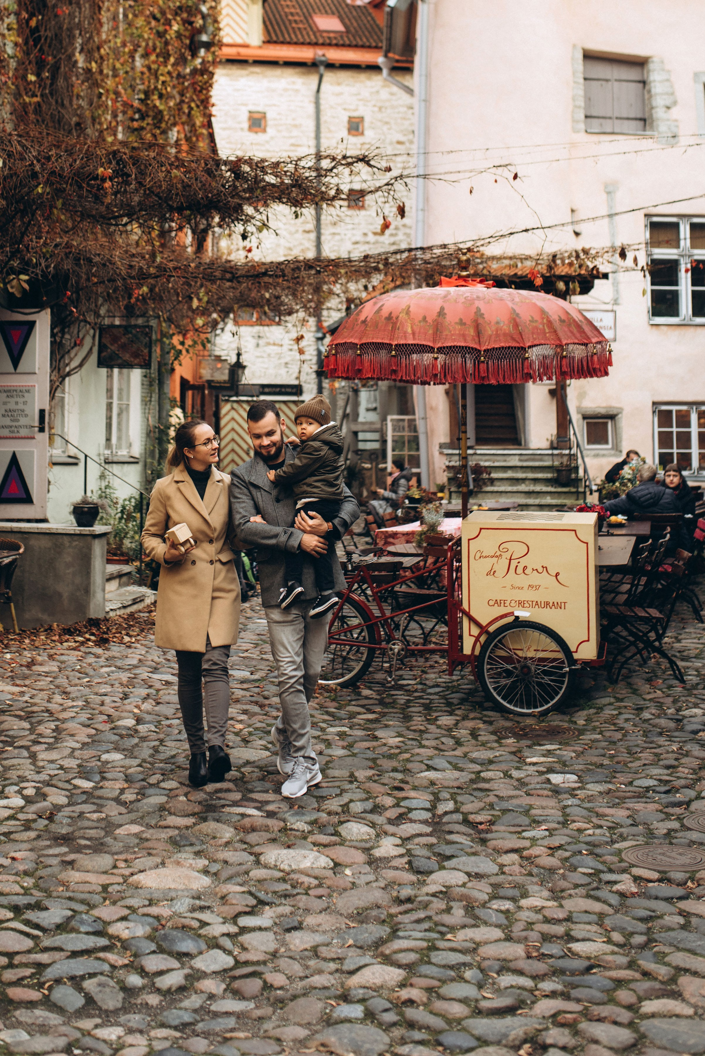 Ein Tag in Tallinn. Familien- und Hochzeitsfotografin. Ich arbeite in Koblenz und Rheinlan