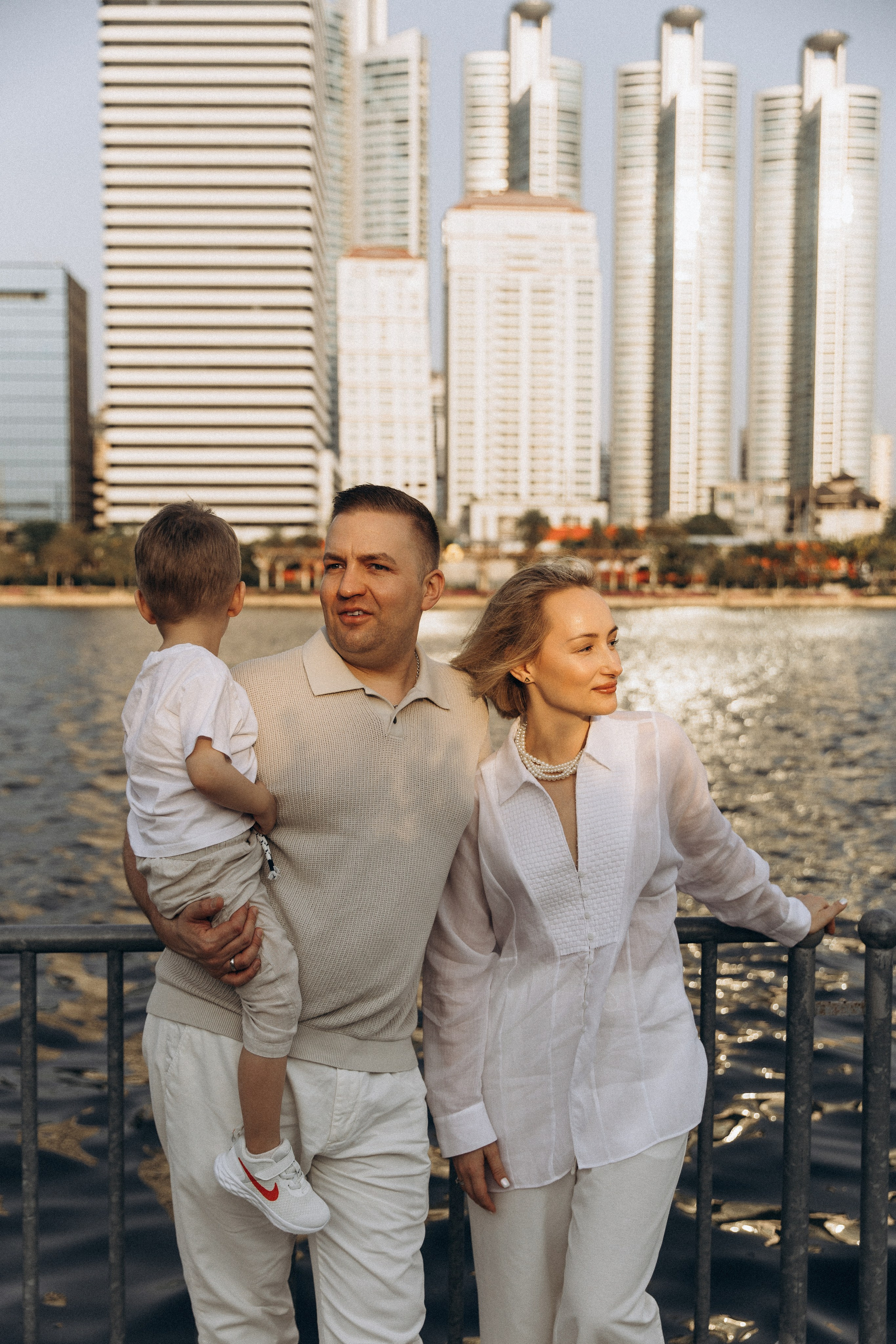 Family Moments in Bangkok. Family and wedding photographer in Bangkok, Thailand