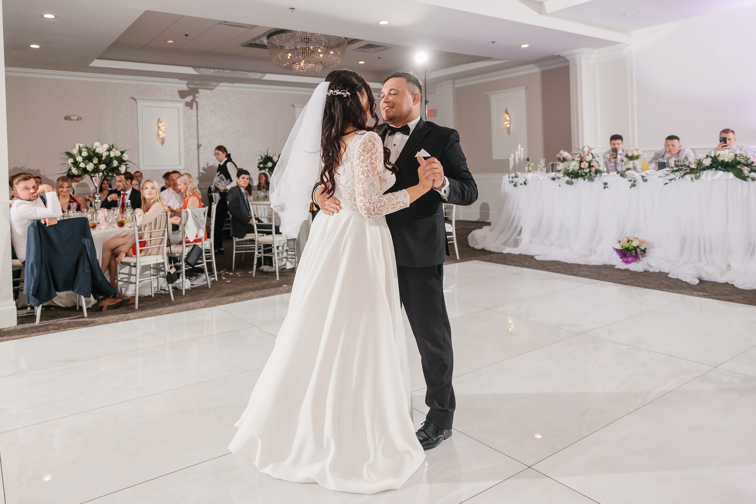 31.08.2024 Wedding. Wedding family event photographer in Chicago Nick Yushevich