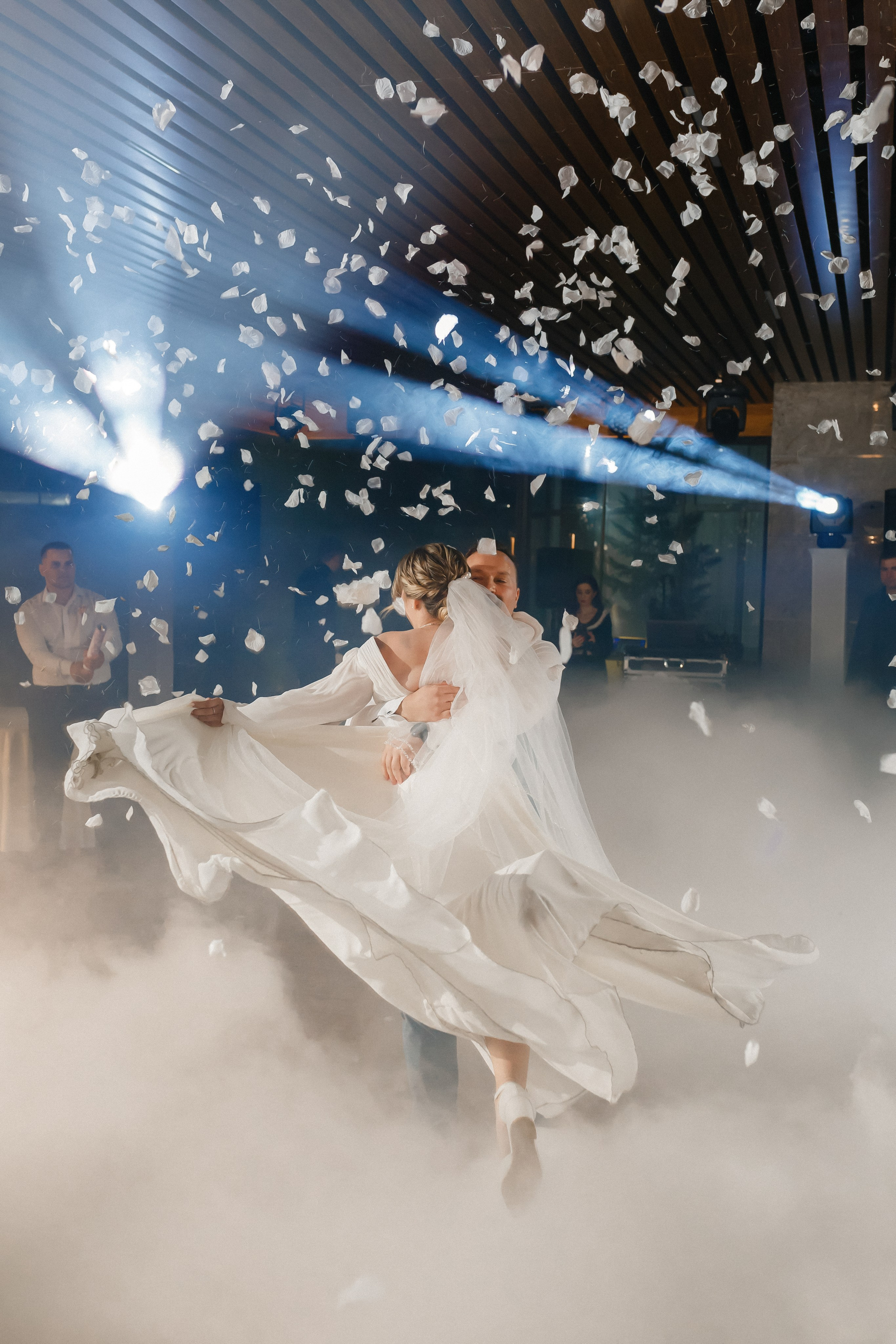 Viorel & Carolina. Standart Studio - Servicii foto video pentru nuntă în Moldova Chișinău