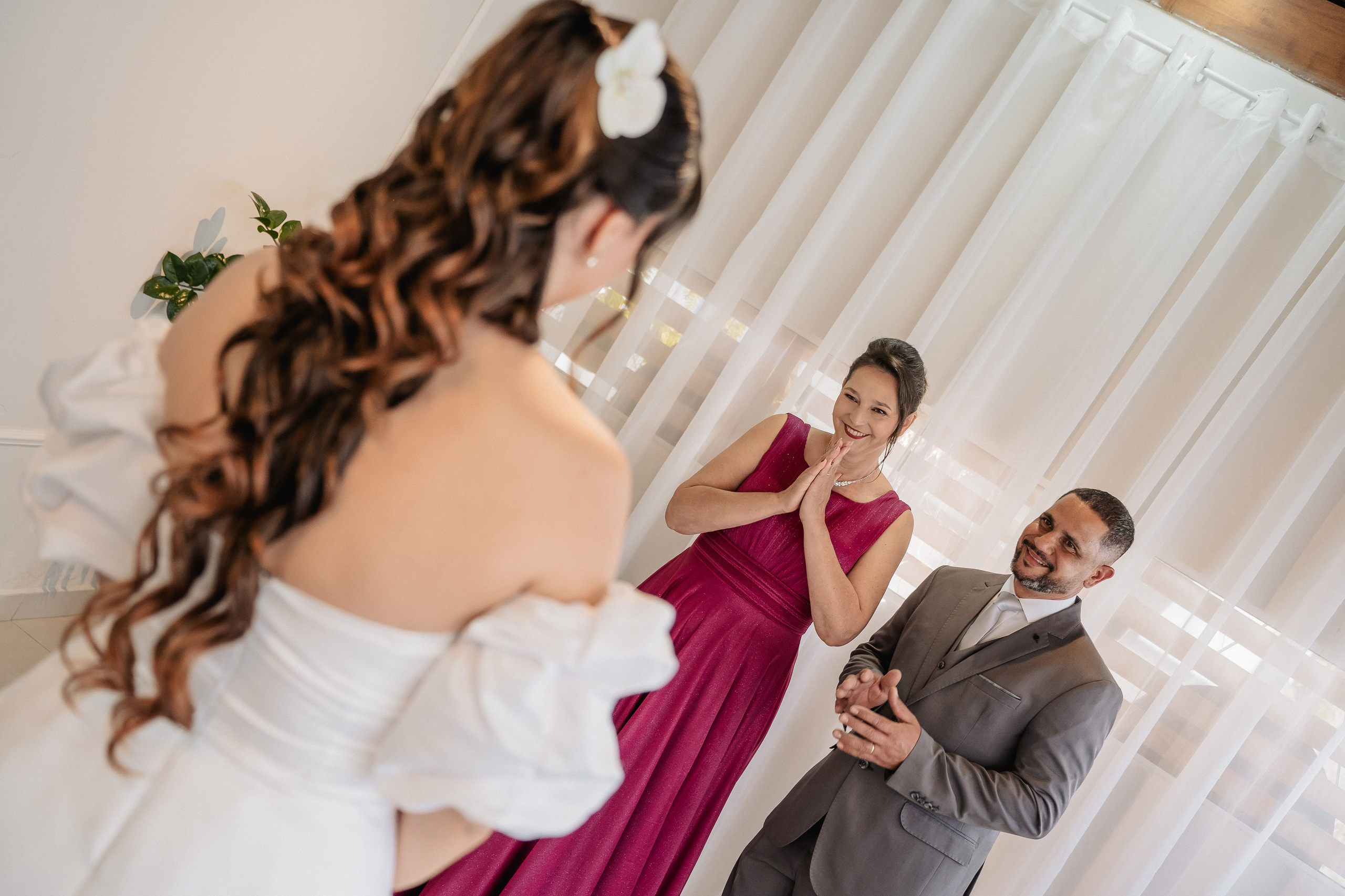 Clara & Vitor. O Casal Dos Noivos