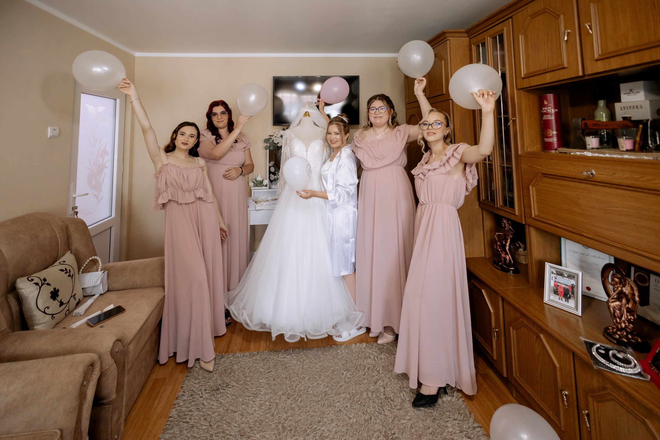 * fotograf stare civilă Siret* fotograf Bucovina* fotograf nuntă Suceava* fotograf Iași Botoșani* stare civilă tradițională* ie românească nuntă* AlinoFotoStudio* fotograf Andrei și Andreea- Alin Chirilă fotograf – stare civilă Siret, Suceava, Andrei și Andreea în ie tradițională, poveste spusă prin fotografiefotograf stare civilă Siret Suceava Alin Chirilă – miri îmbrăcați în costum tradițional bucovineanAlin Chirilă fotograf nuntă Siret Suceava – stare civilă autentică în Bucovina, emoții realefotograf Siret Suceava Alin Chirilă – Andrei și Andreea la starea civilă în ie tradiționalăstare civilă Siret fotograf Alin Chirilă – cadre naturale cu miri în costum popular din Bucovinafotograf nuntă Siret Suceava Alin Chirilă – povestitor prin fotografie, moment emoționant la starea civilăAlin Chirilă fotograf stare civilă Siret – iubire autentică surprinsă în stil documentarfotograf Bucovina Siret Alin Chirilă – stare civilă în ie tradițională, cadre pline de emoțieAlin Chirilă fotograf Suceava – Andrei și Andreea spun DA la starea civilă în Siretfotograf stare civilă Suceava Siret Alin Chirilă – poveste de iubire în stil tradițional românesc - Alin Chirilă fotograf profesionist, AlinoFotoStudio, fotograf evenimente Siret, Suceava County, Iași, Bacău County, Botoșani, Neamț County, fotograf nunți, botezuri, cununii civile, portrete și momente autentice surprinse elegant.- Alin Chirilă surprinde momente elegante de nuntă și evenimente speciale prin AlinoFotoStudio, fotograf disponibil în Siret, Suceava County, Iași, Bacău County, Botoșani și Neamț County, specializat în nunți, botezuri și cununii civile. - Alin Chirilă fotograf profesionist, AlinoFotoStudio, fotograf nuntă și evenimente în Siret, Suceava, Iași, Bacău, Botoșani și Piatra Neamț, fotograf nunți, botezuri, cununie civilă, ședințe foto, trash the dress, logodnă, familie, portrete și fotografii autentice. - AlinoFotoStudio by Alin Chirilă, fotograf evenimente premium în Suceava County, Iași County, Bacău County, Botoșani County și Neamț County, fotograf de familie, fotograf ceremonii religioase, petreceri și momente emoționante. - Alin Chirilă fotograf, povestitor prin fotografie, servicii foto profesionale pentru mireasă, mire, pregătiri nuntă, biserică, restaurant, valsul mirilor, tradiții românești și amintiri de neuitat în Moldova.